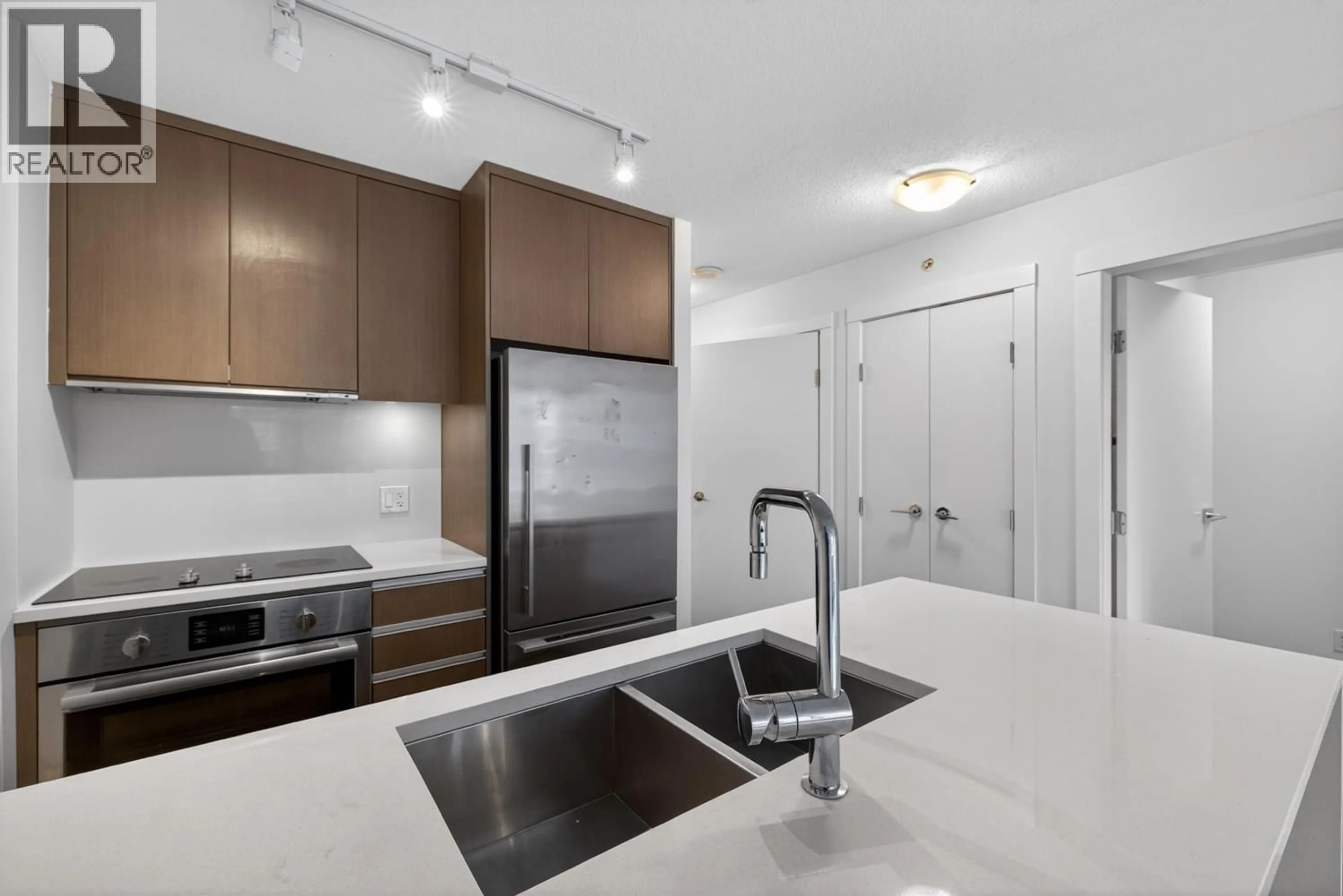 Standard kitchen, unknown for 606 - 1009 HARWOOD STREET, Vancouver British Columbia V6E0C2