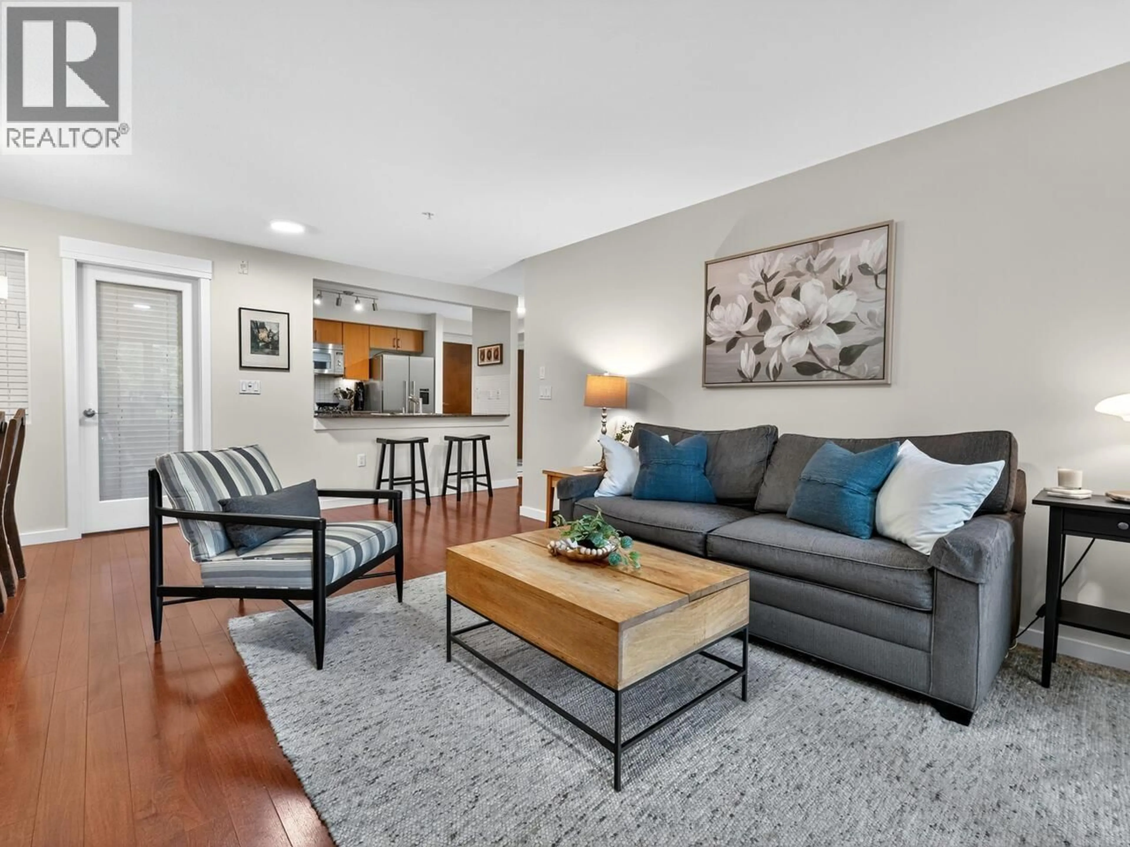 Living room with furniture, unknown for 206 - 2096 46TH AVENUE, Vancouver British Columbia V6M2K9
