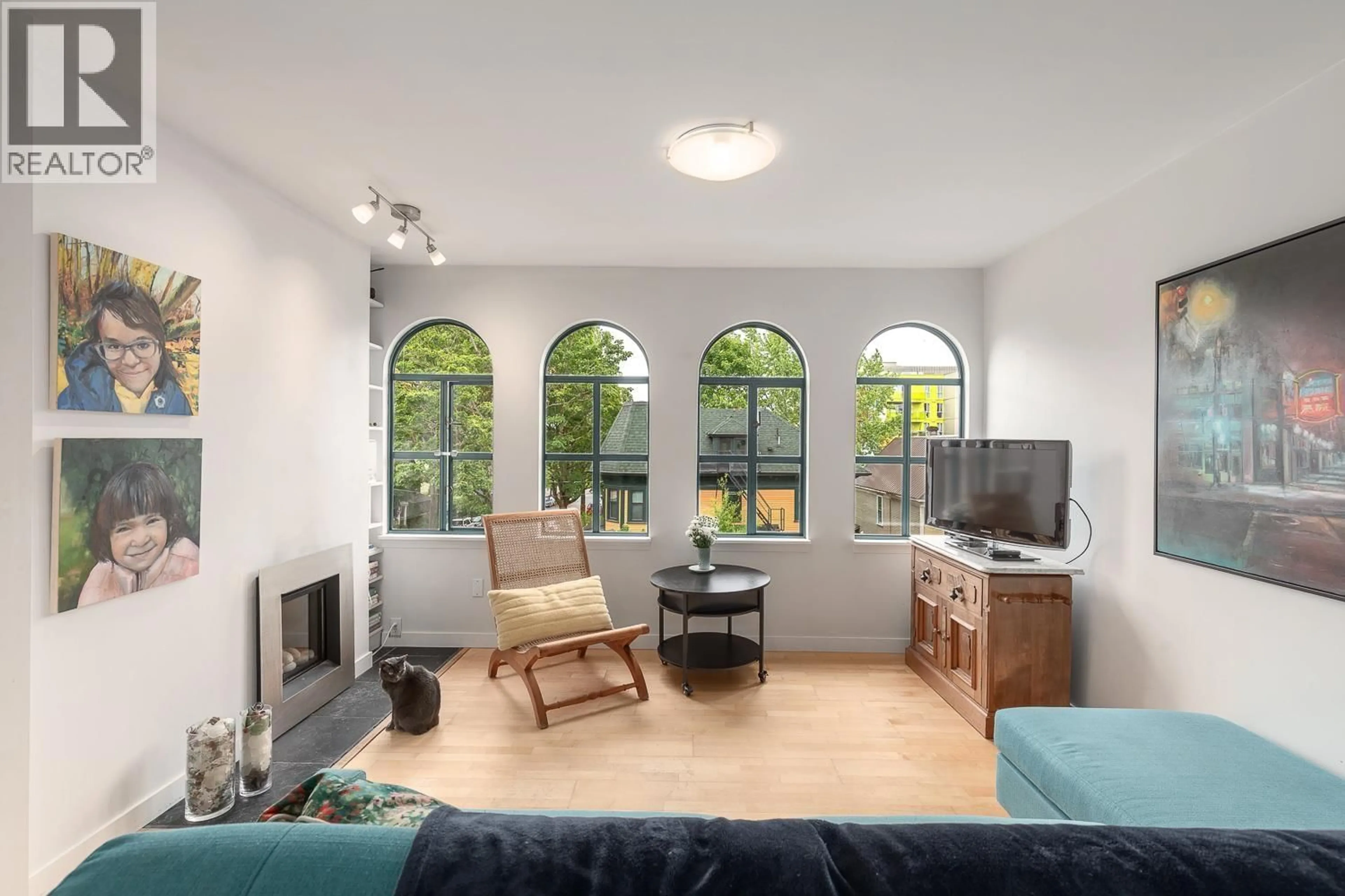 Living room with furniture, unknown for 301 - 700 PENDER STREET, Vancouver British Columbia V6A1V7