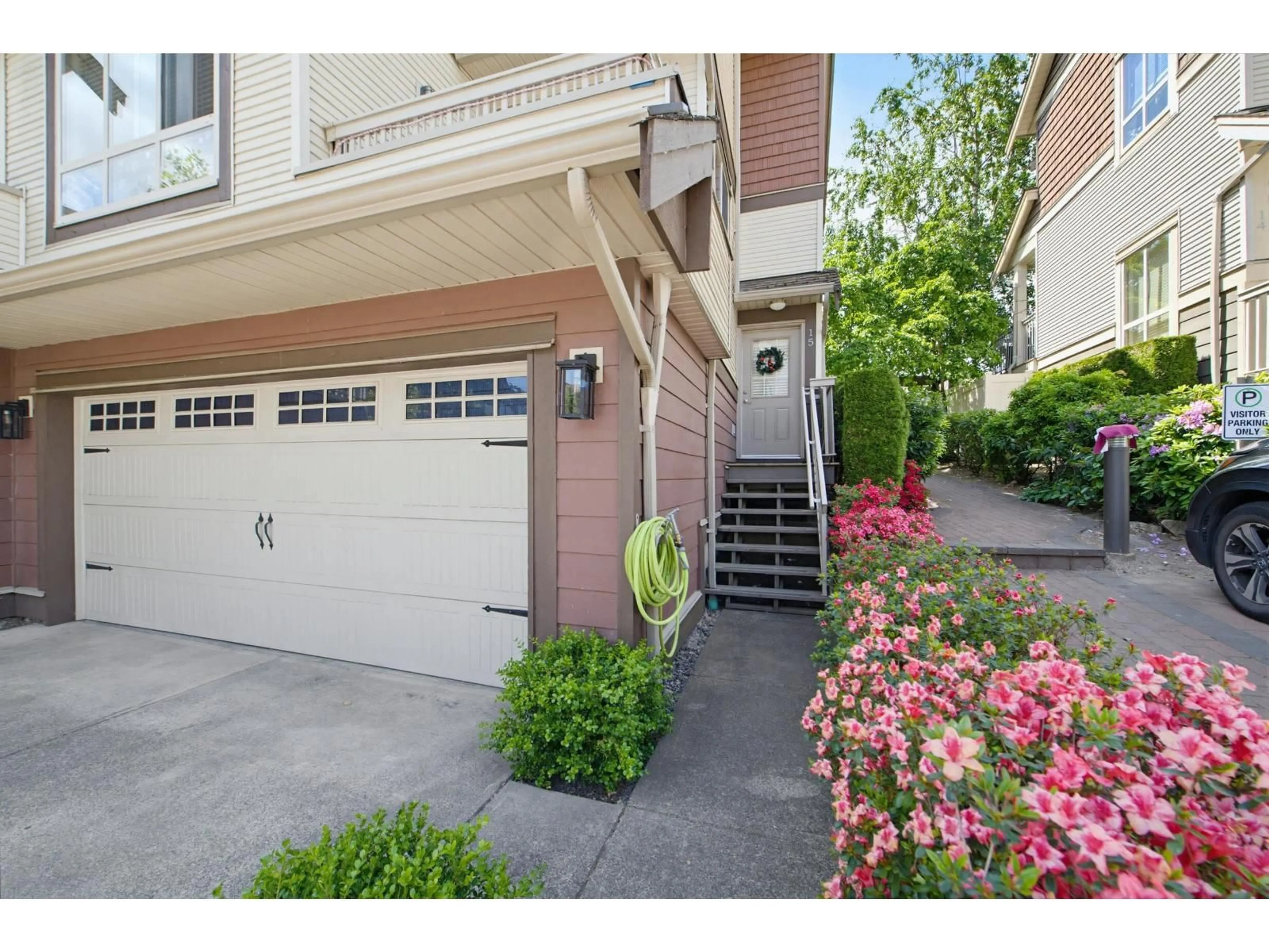 Indoor entryway for 15 - 19560 68 AVENUE, Surrey British Columbia V4N5Y5