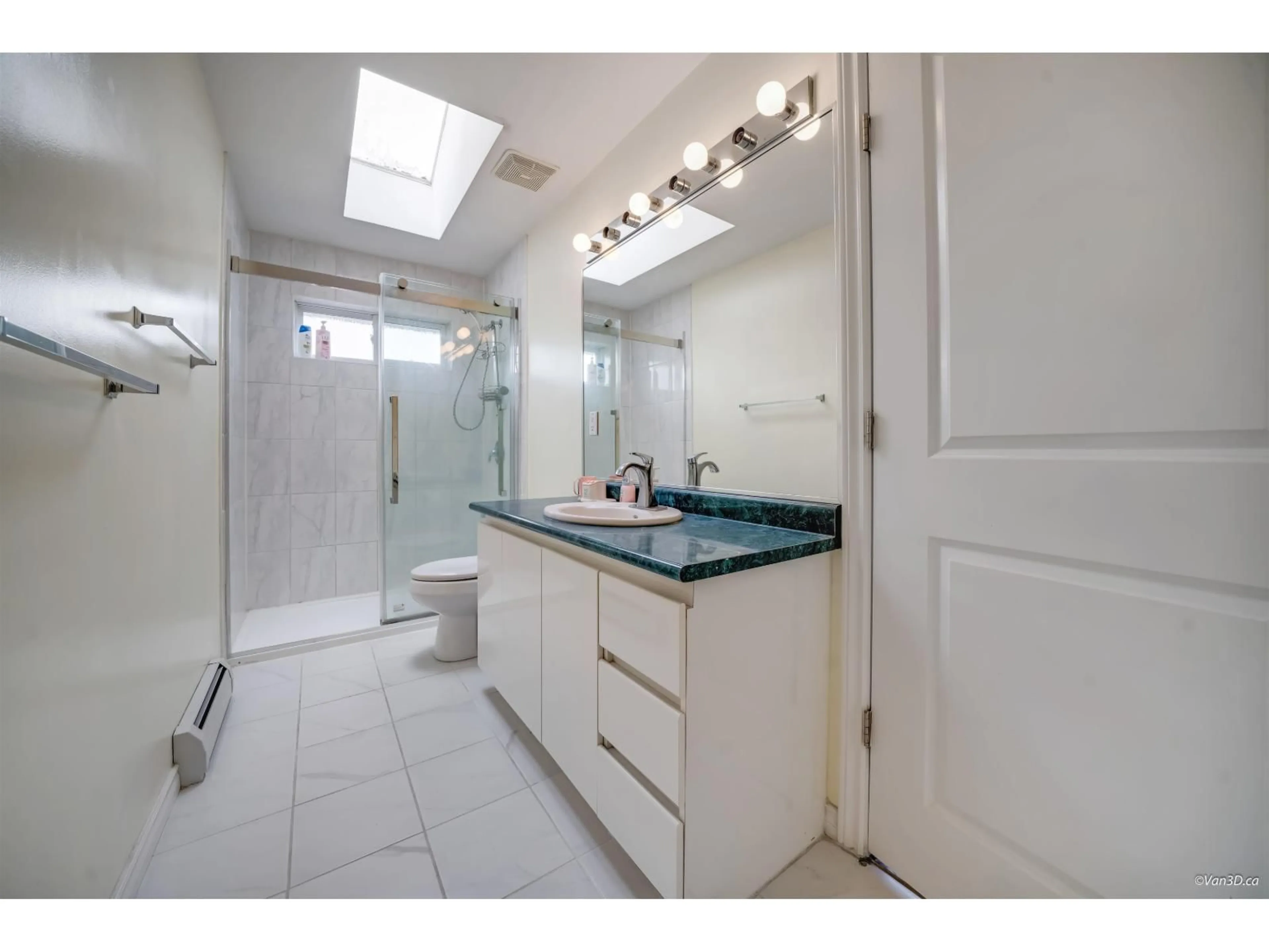 Standard bathroom, ceramic/tile floor for 11028 162A STREET, Surrey British Columbia V4N4S8