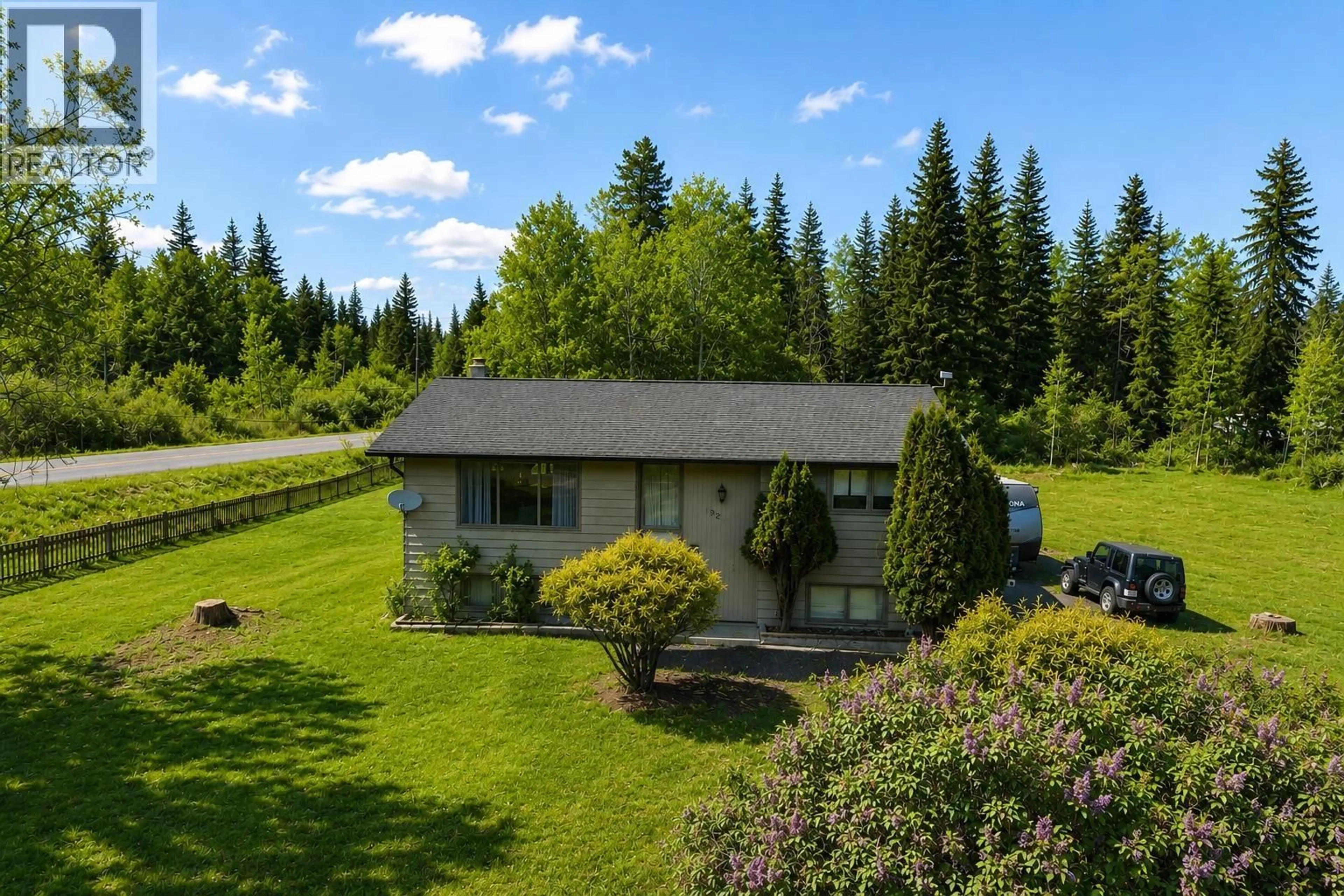 A pic from outside/outdoor area/front of a property/back of a property/a pic from drone, unknown for 192 WOLFE ROAD, Quesnel British Columbia V2J6J4