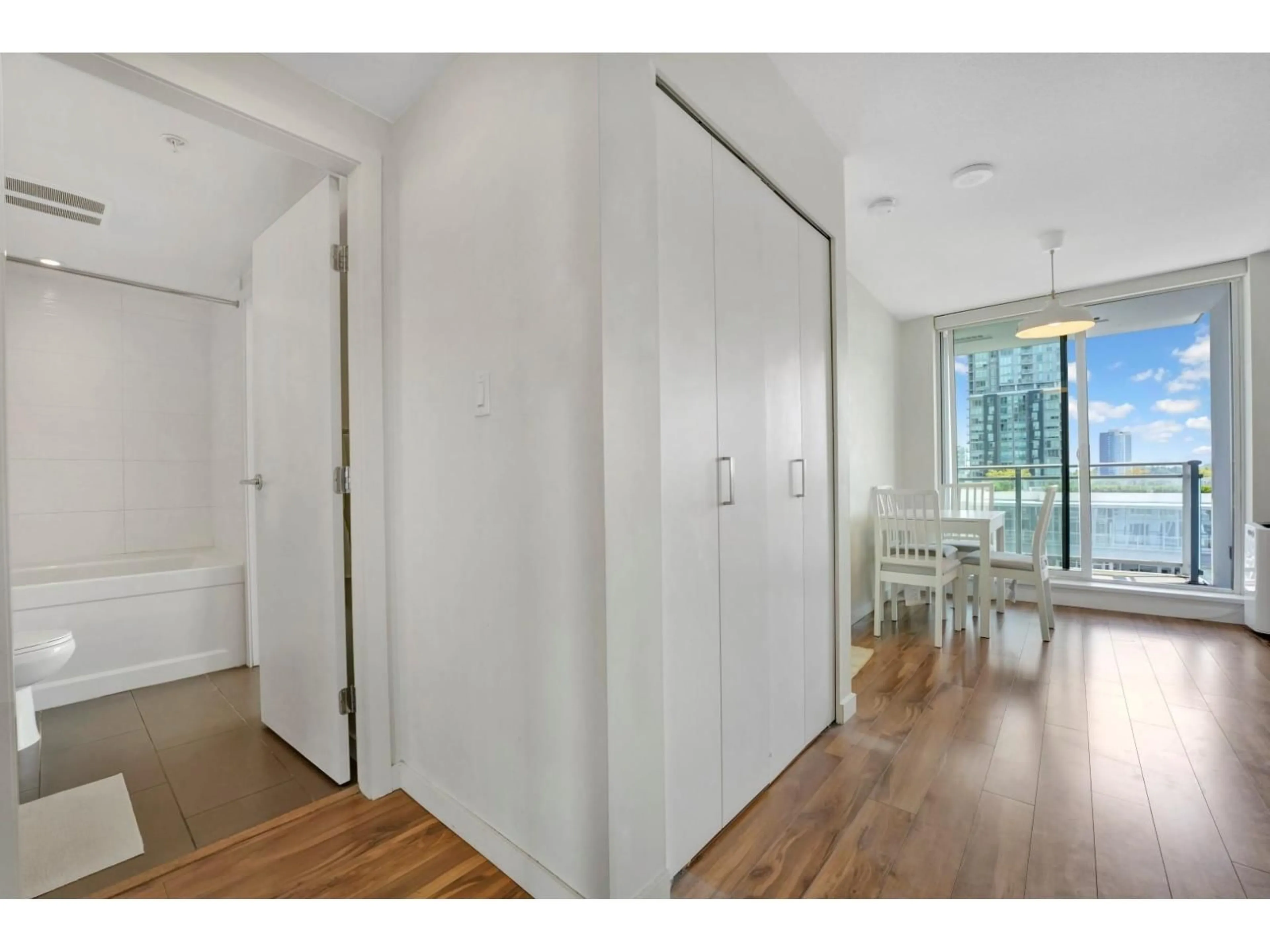 Unknown for 13325 102A AVENUE, Surrey British Columbia V3T0J5
