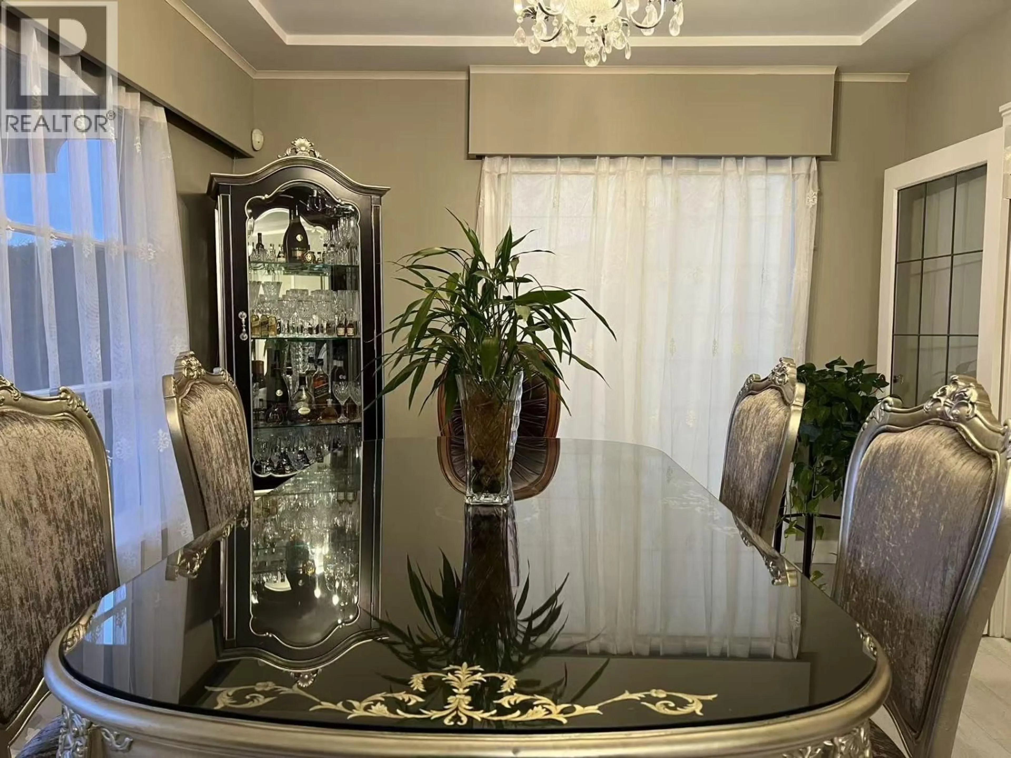 Dining room, unknown for 7441 MCKAY AVENUE, Burnaby British Columbia V5J3S9