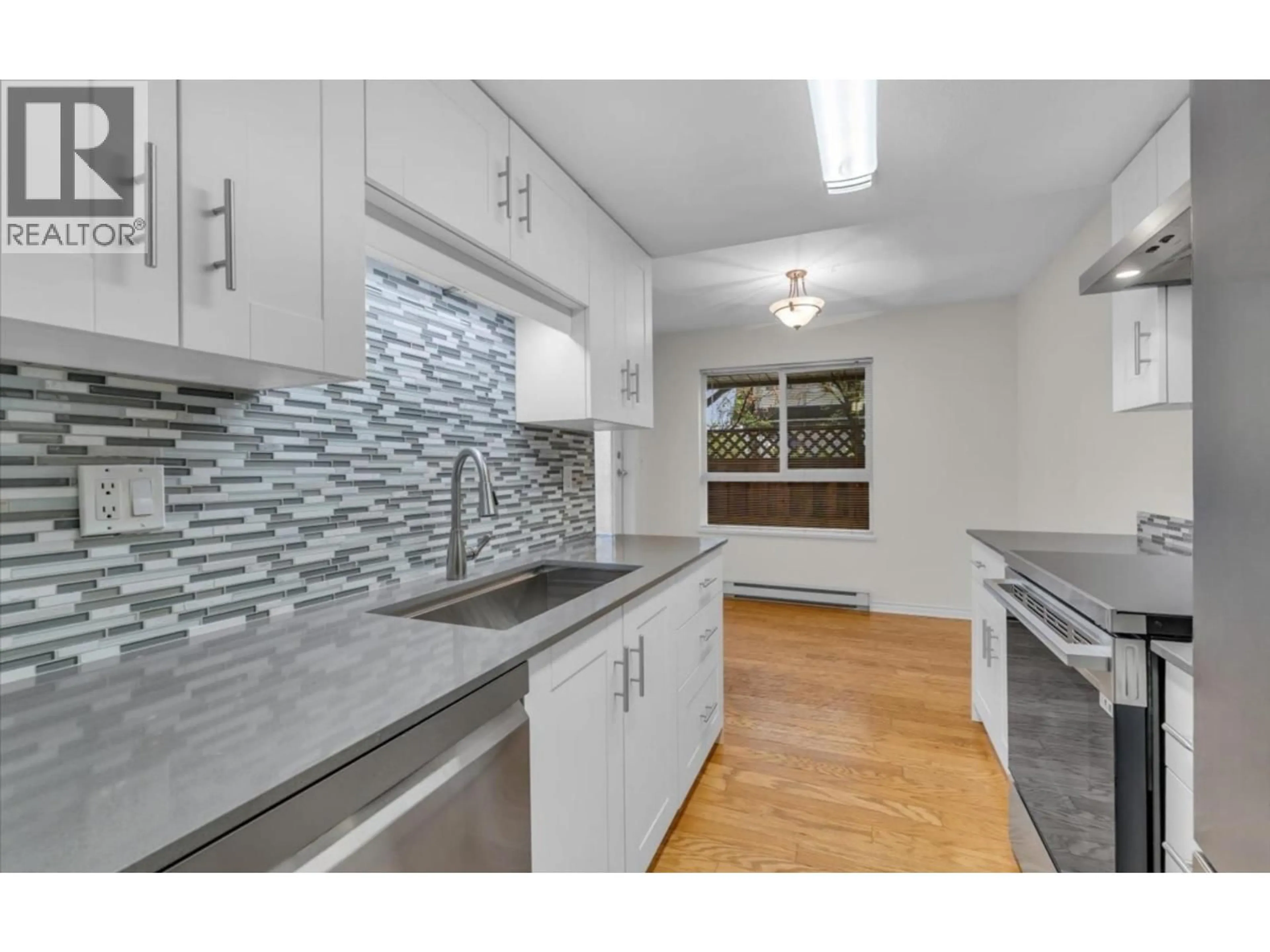 Standard kitchen, unknown for 104 - 1641 WOODLAND DRIVE, Vancouver British Columbia V5L3S9