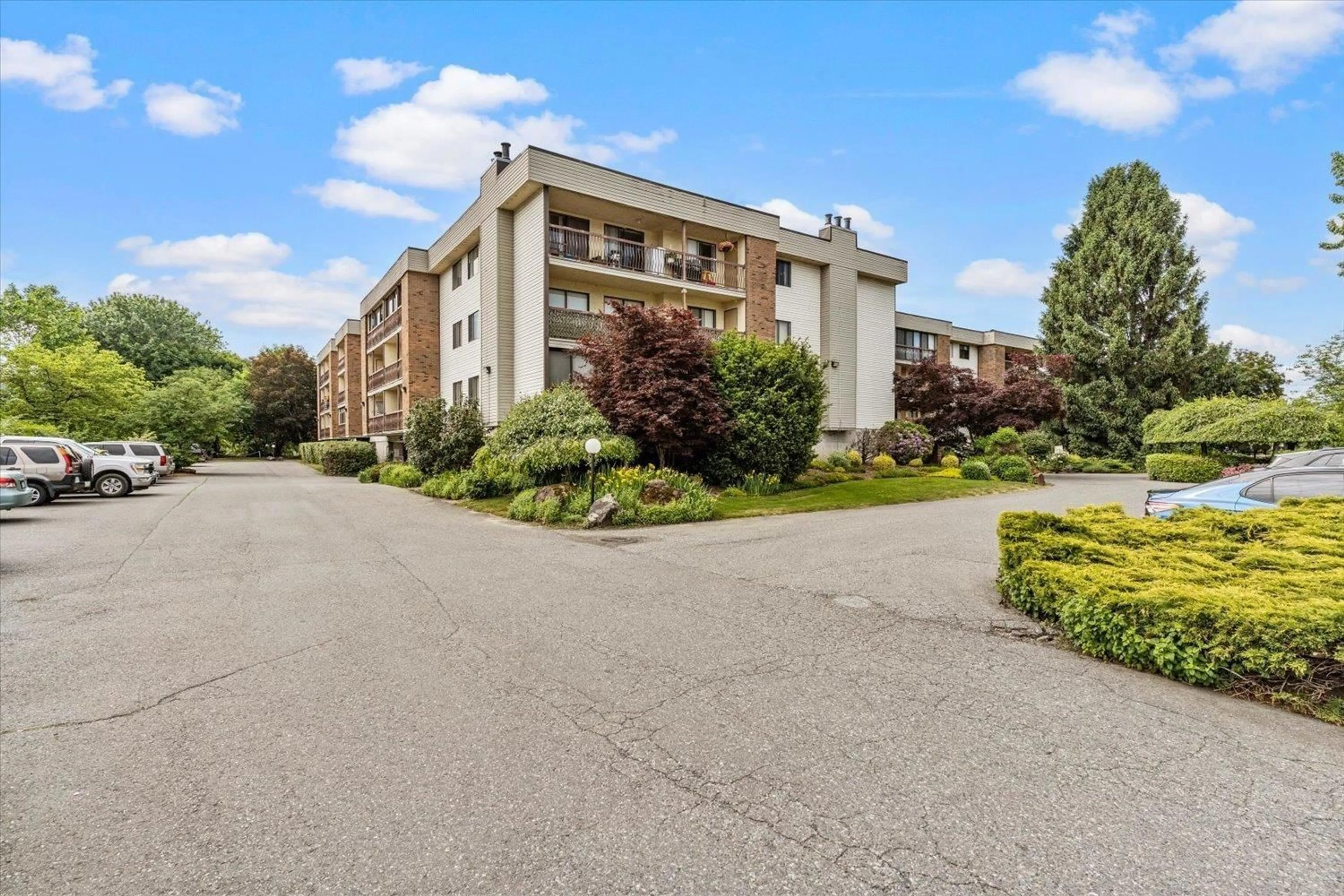 Patio, unknown for 1212 - 45650 MCINTOSH DRIVE, Chilliwack British Columbia V2P6Y5