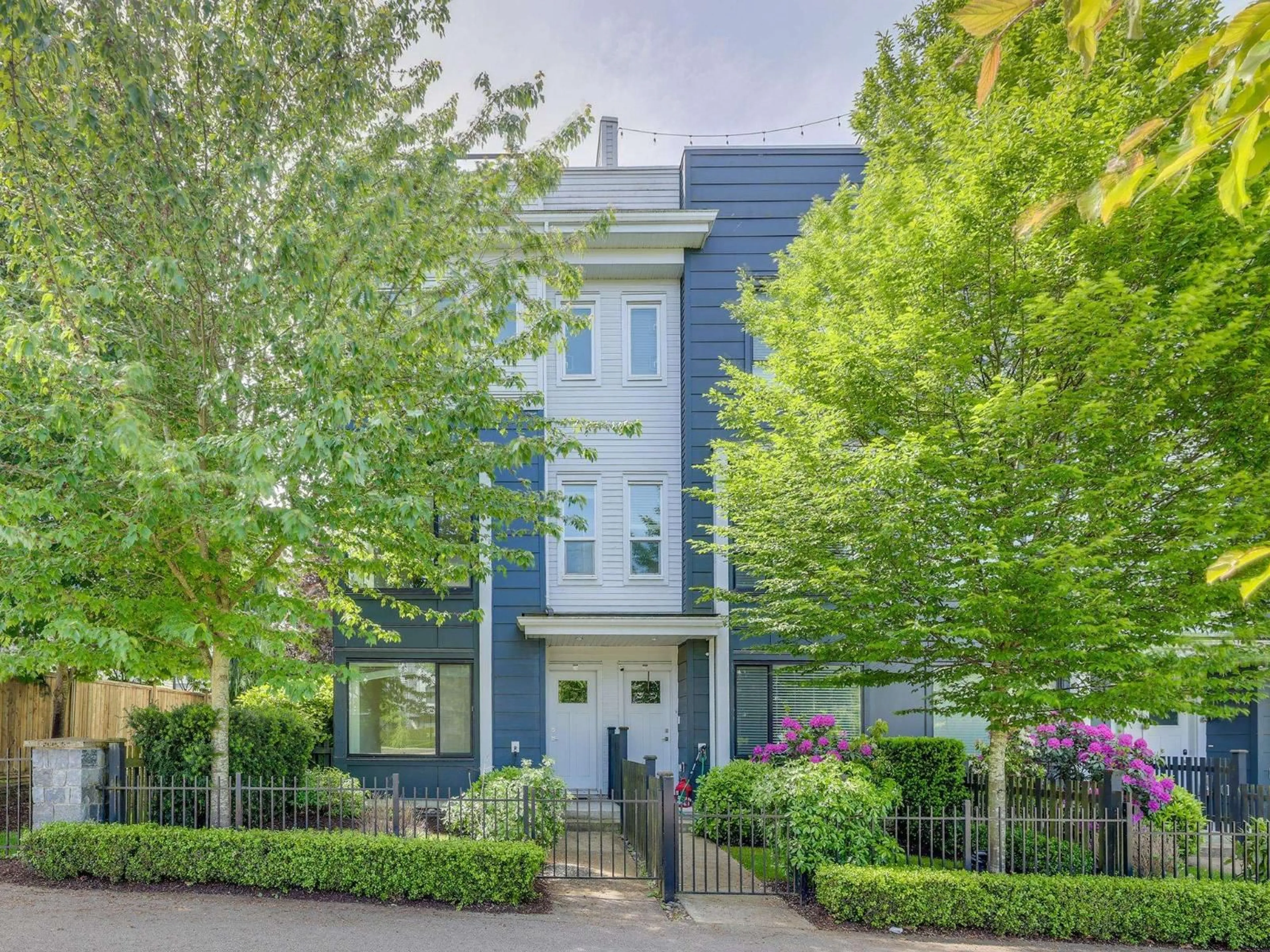 Unknown for 24 - 16337 23A AVENUE, Surrey British Columbia V3Z0S3