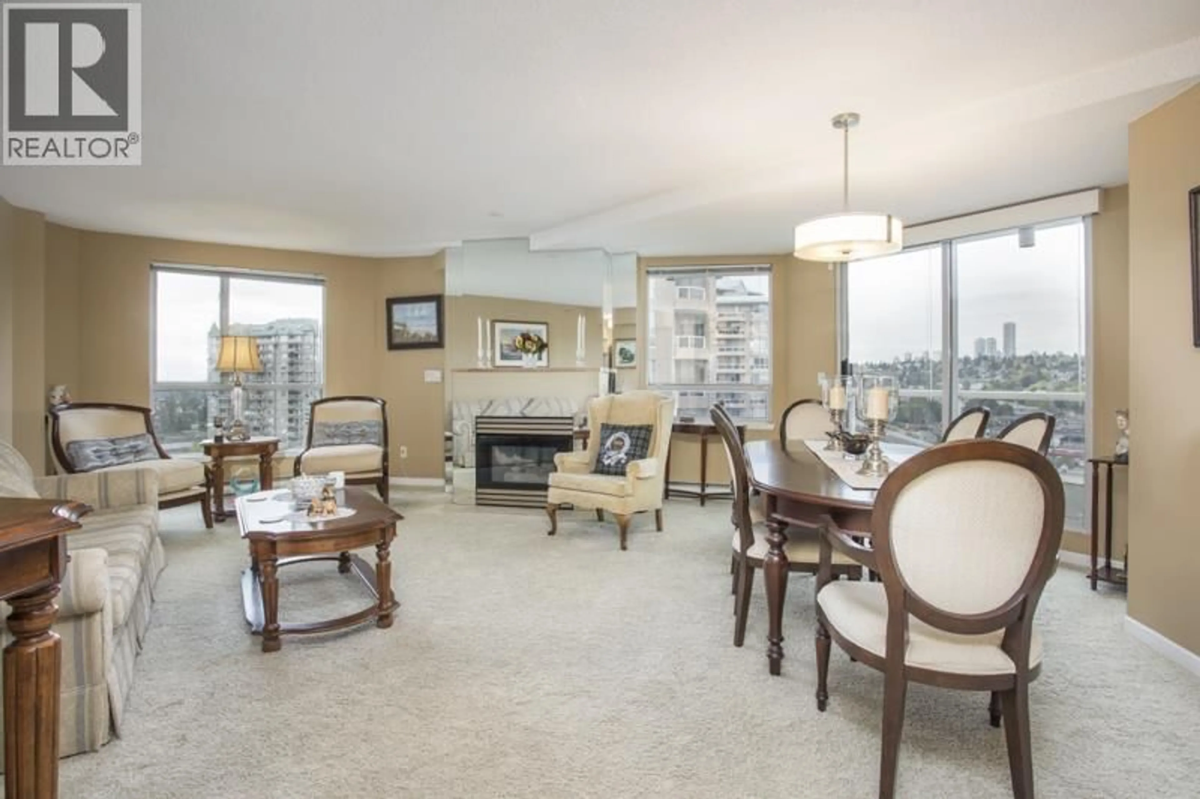 Living room with furniture, unknown for 1505 - 1185 QUAYSIDE DRIVE, New Westminster British Columbia V3M6T8