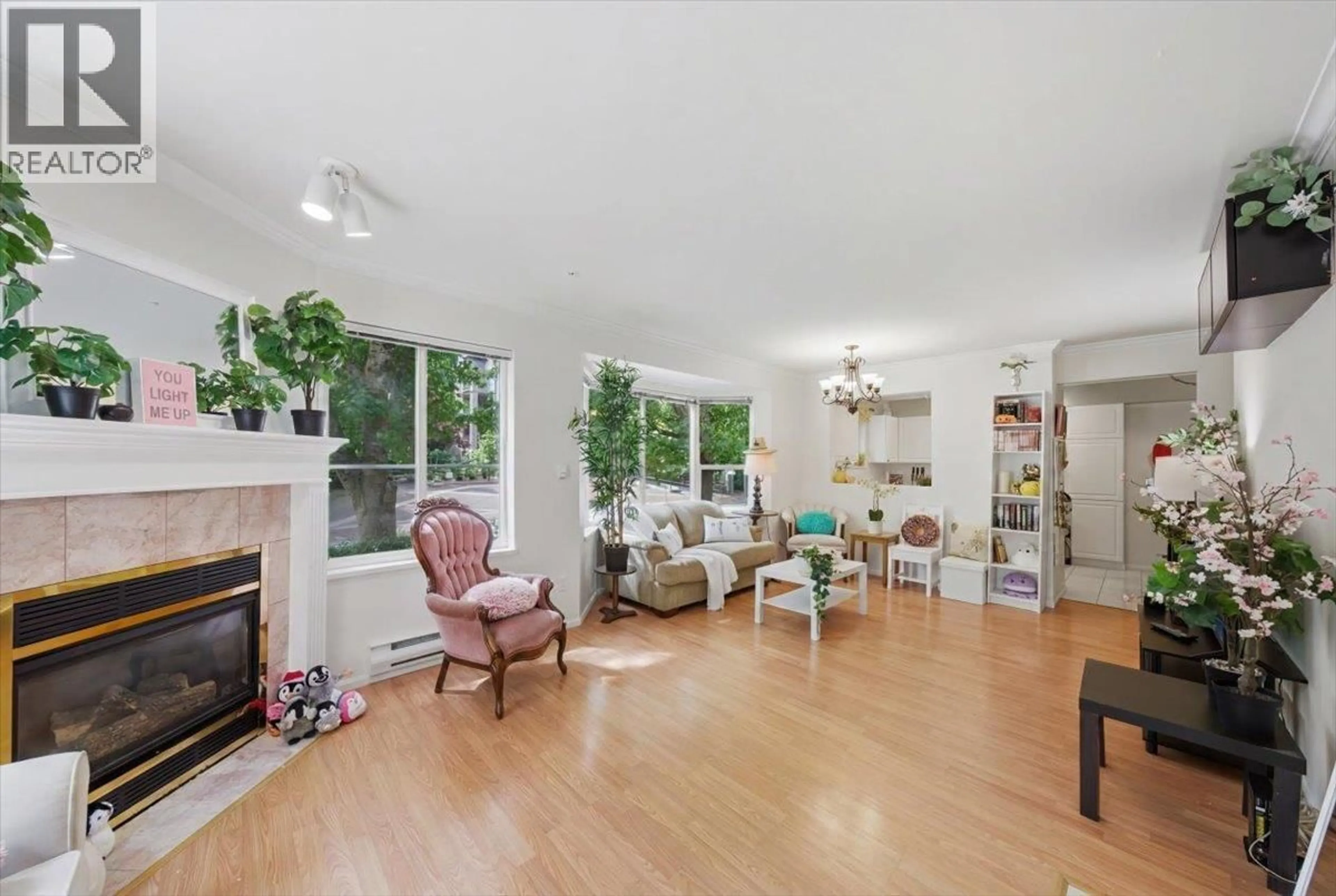 Living room with furniture, unknown for 109 - 2620 JANE STREET, Port Coquitlam British Columbia V3C6J3