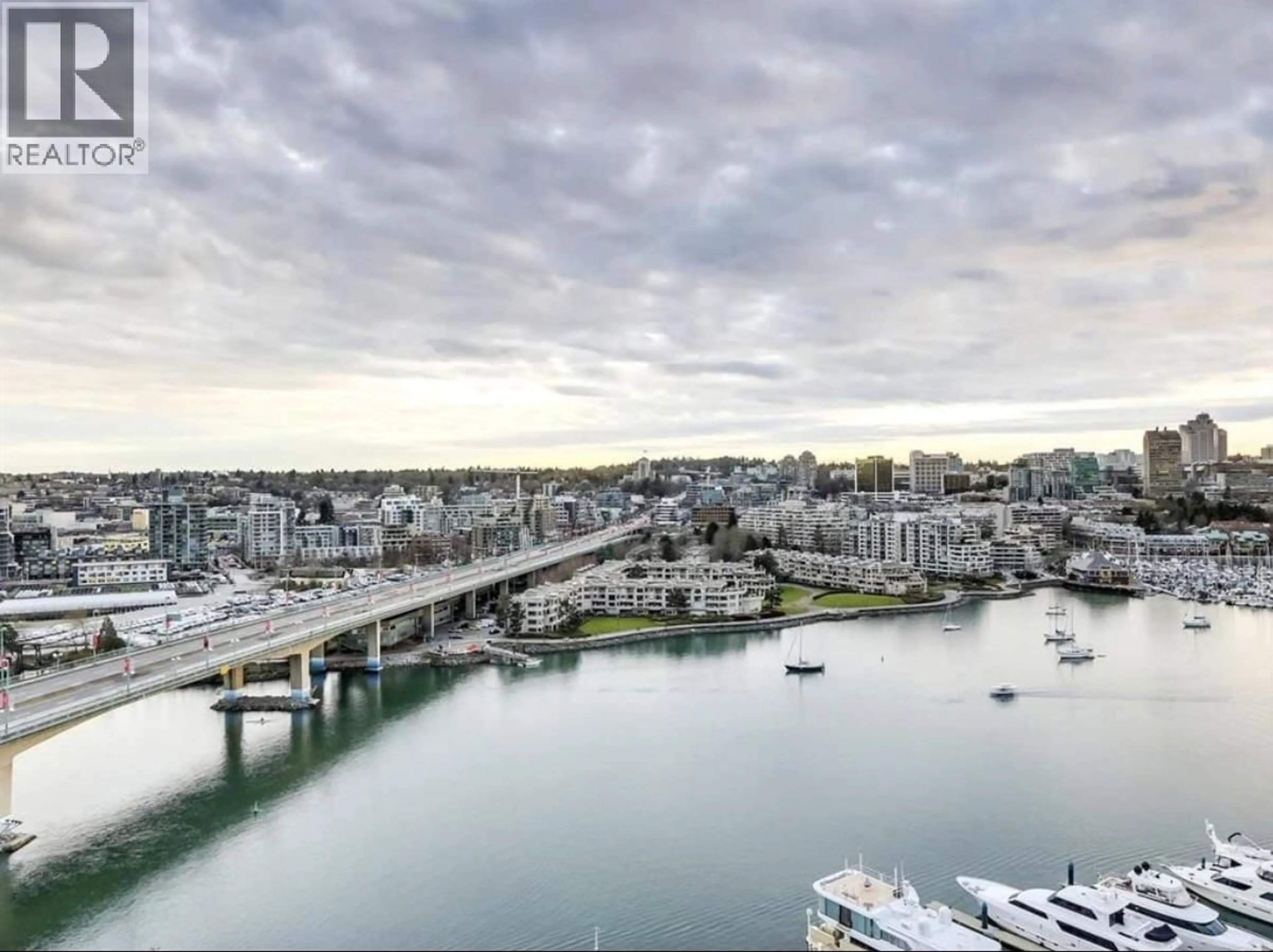 Blurry image for 2706 - 1033 MARINASIDE CRESCENT, Vancouver British Columbia V6Z3A3