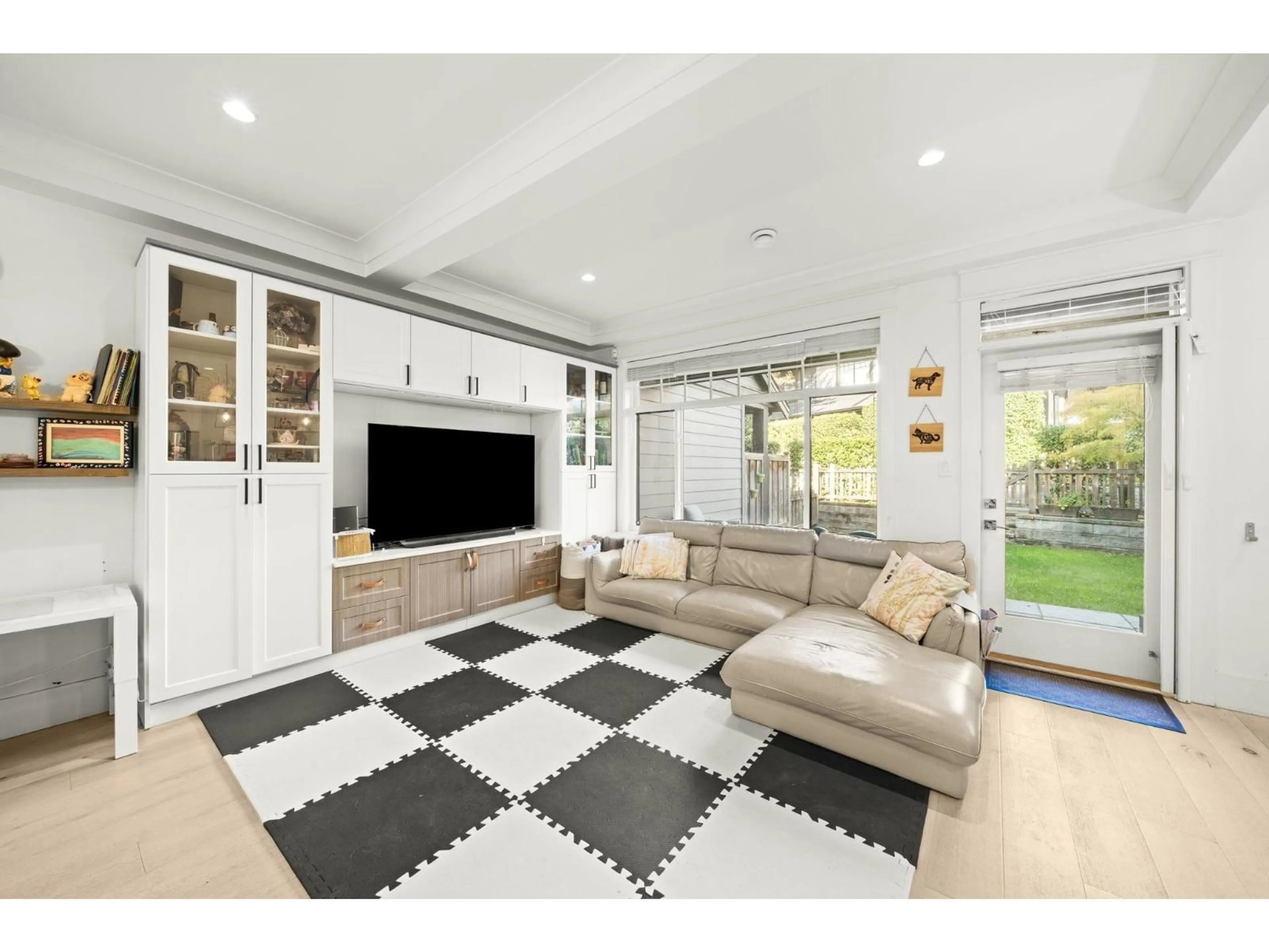 Unknown for 11 - 8425 VENTURE WAY, Surrey British Columbia V4N6S5