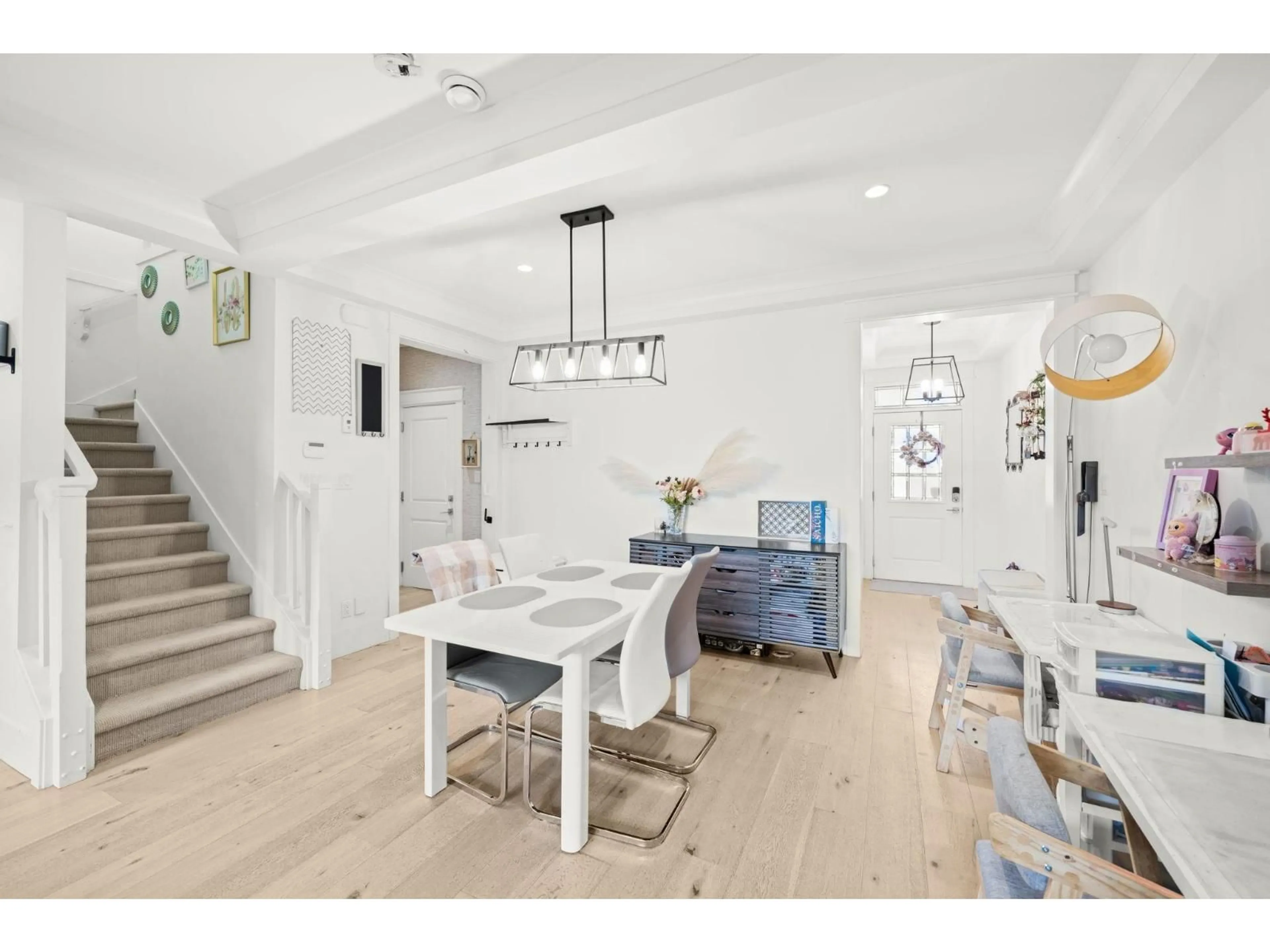 Open concept kitchen, unknown for 11 - 8425 VENTURE WAY, Surrey British Columbia V4N6S5