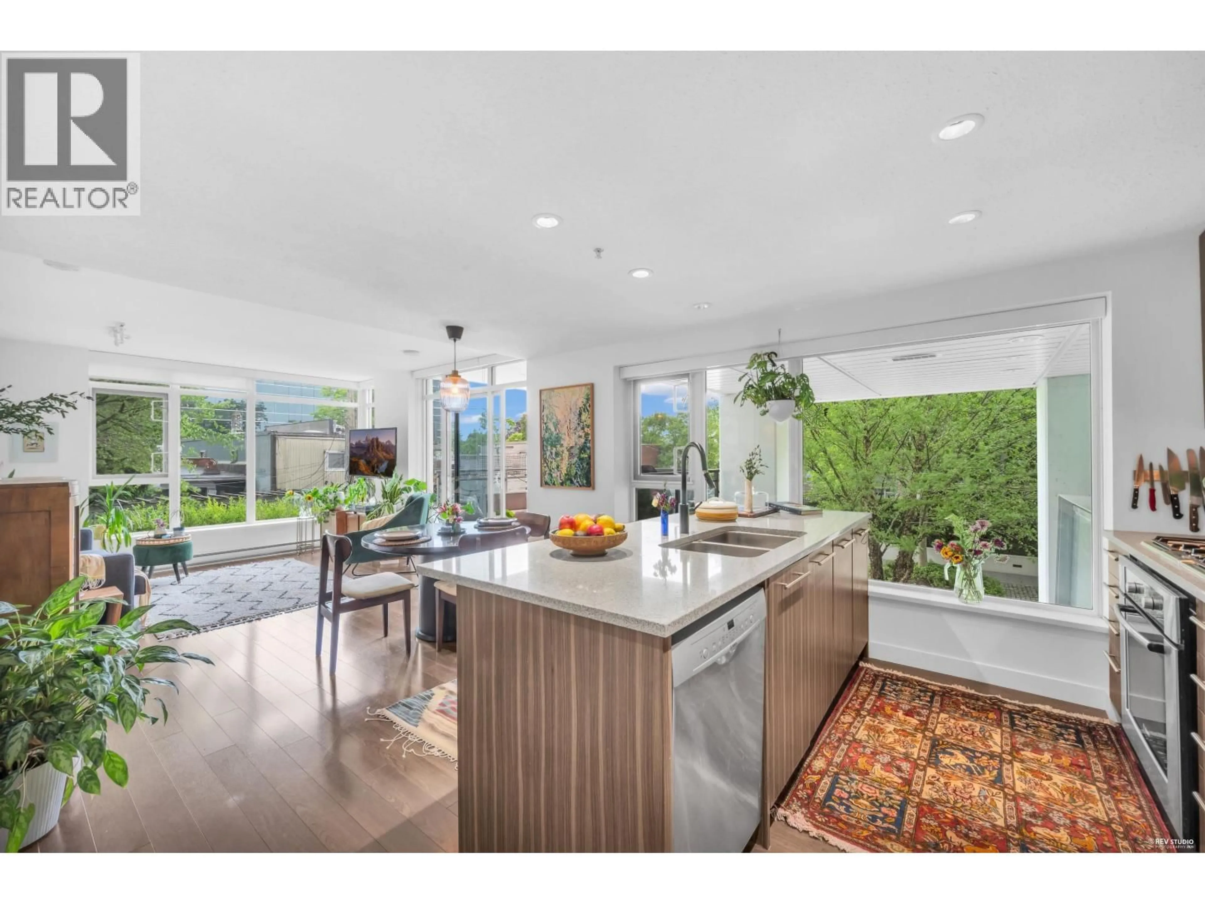 Open concept kitchen, unknown for 201 - 608 BELMONT STREET, New Westminster British Columbia V3M0G8