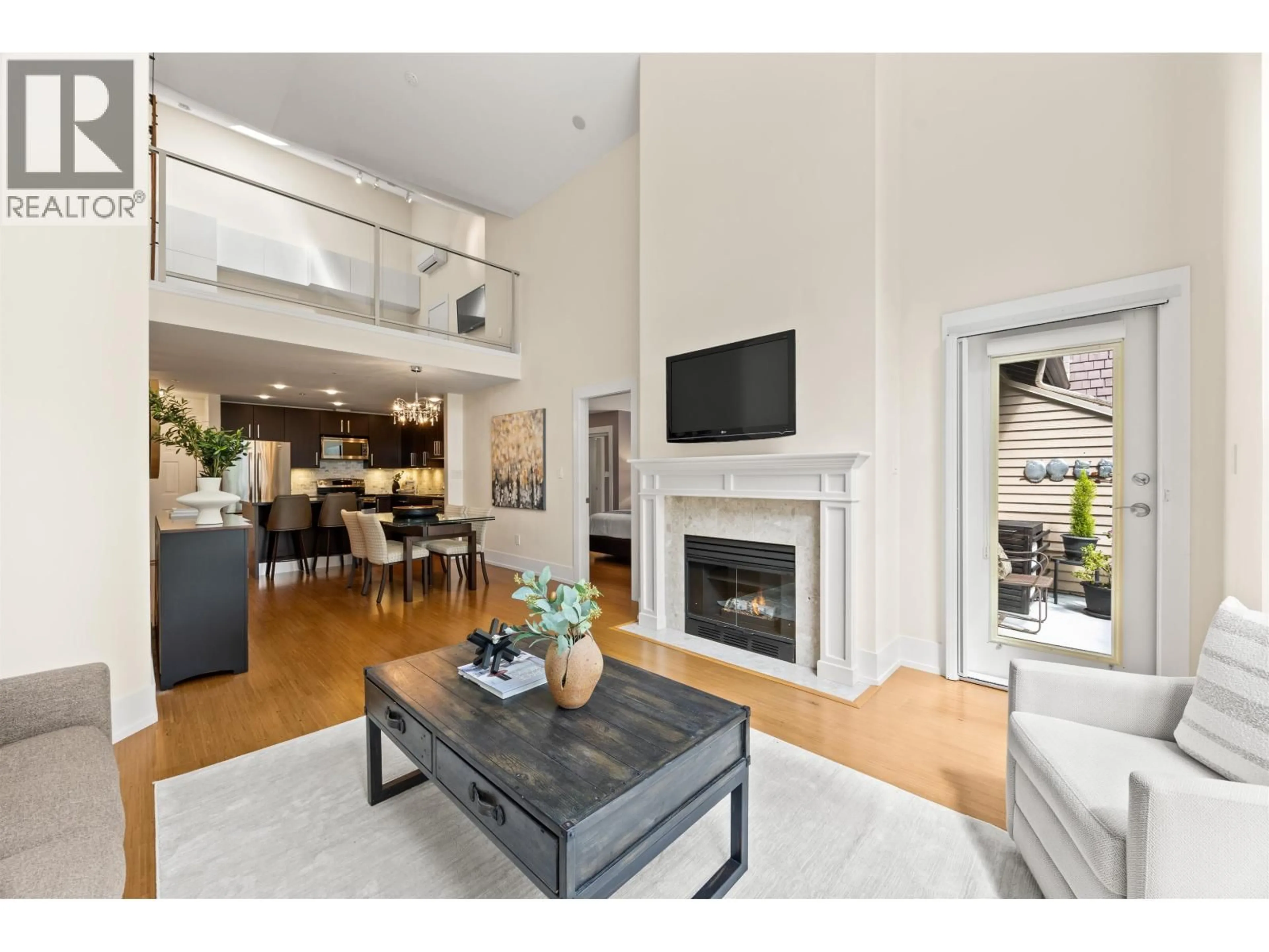 Living room with furniture, unknown for 306 - 1140 STRATHAVEN DRIVE, North Vancouver British Columbia V7H2Z6