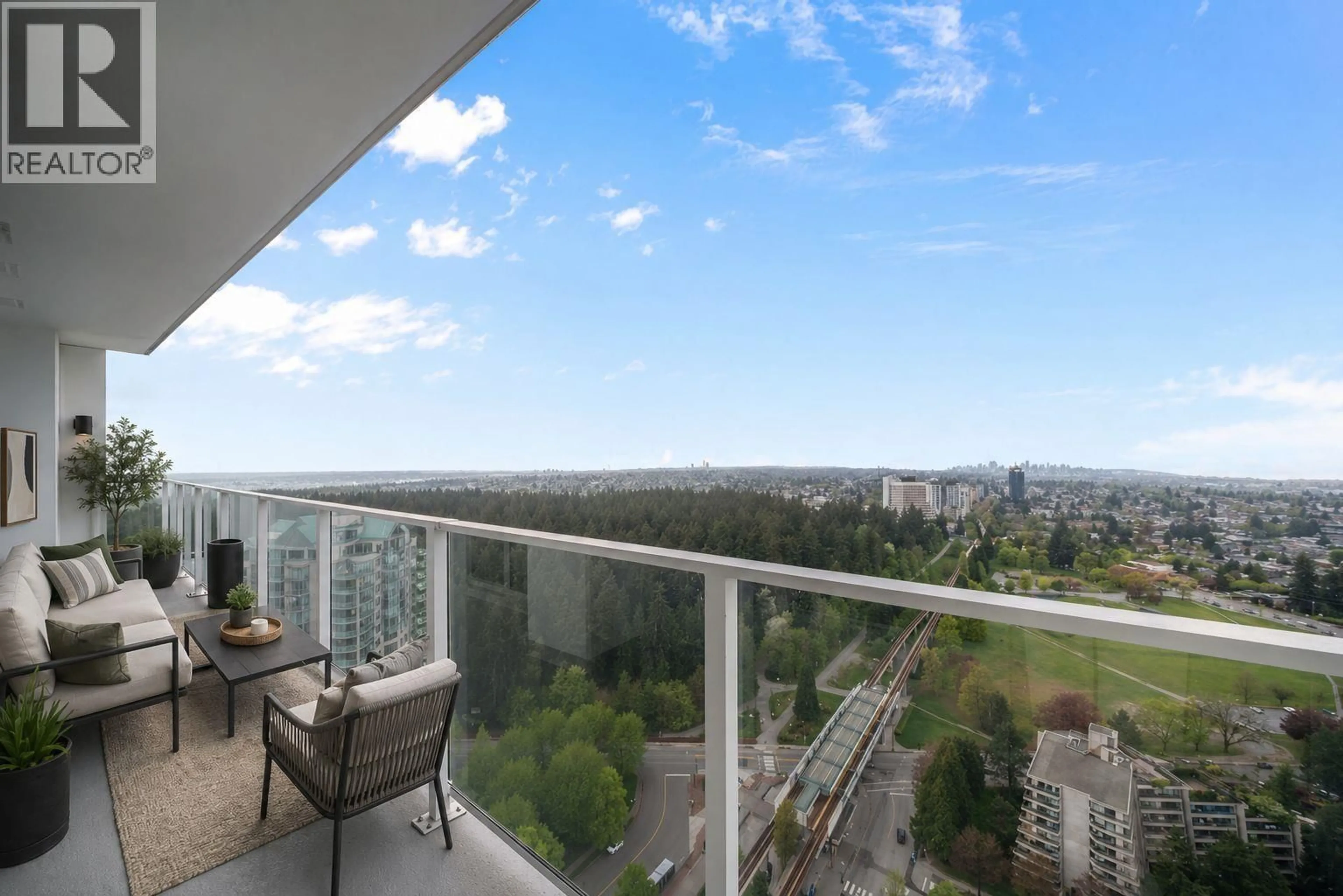 Balcony in the apartment, city buildings view from balcony for 3108 - 6087 WILSON AVENUE, Burnaby British Columbia V5H0M1
