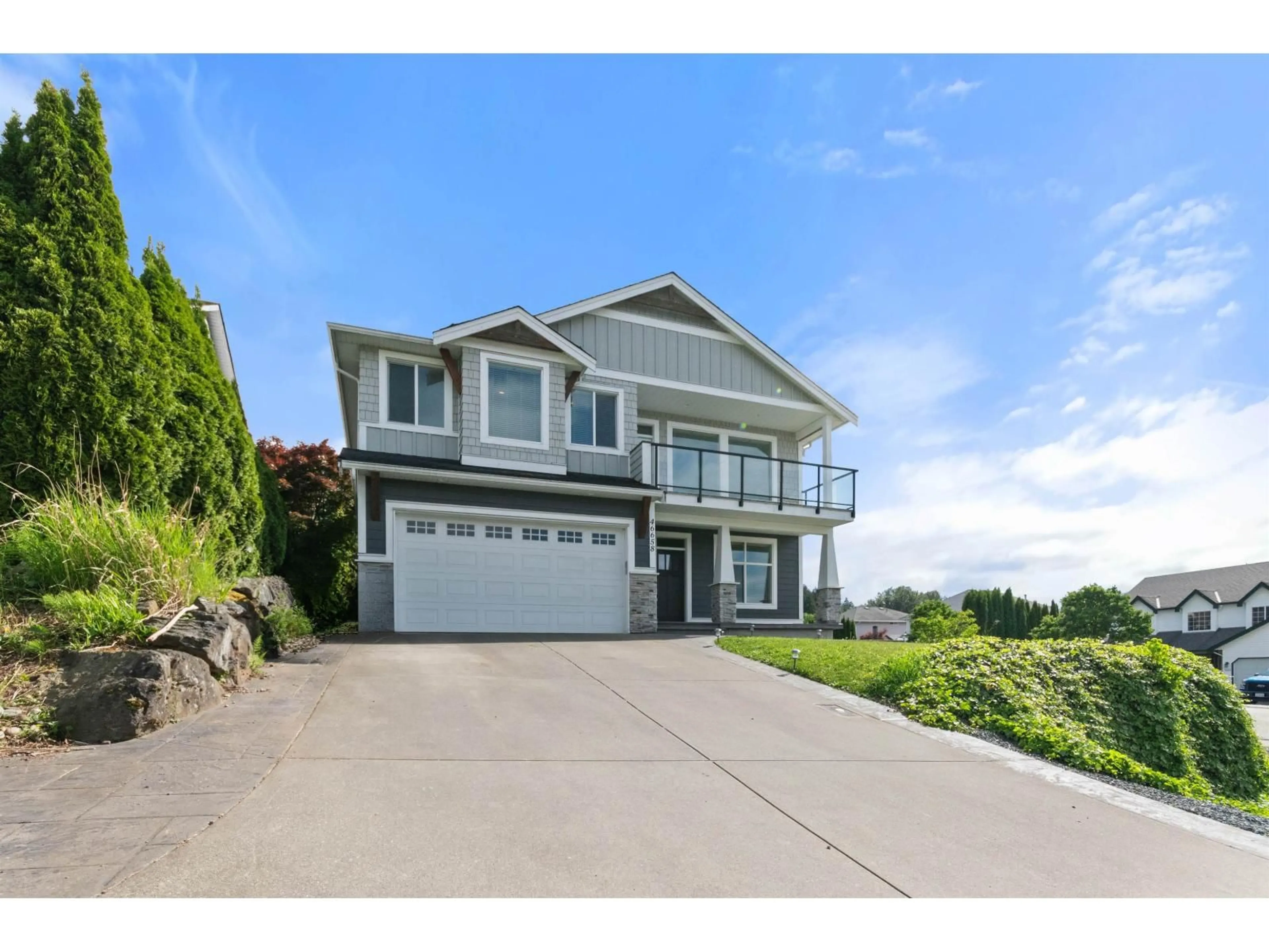 Home with vinyl exterior material, water/lake/river/ocean view for 46658 GROVE AVENUE, Chilliwack British Columbia V2R3Y9