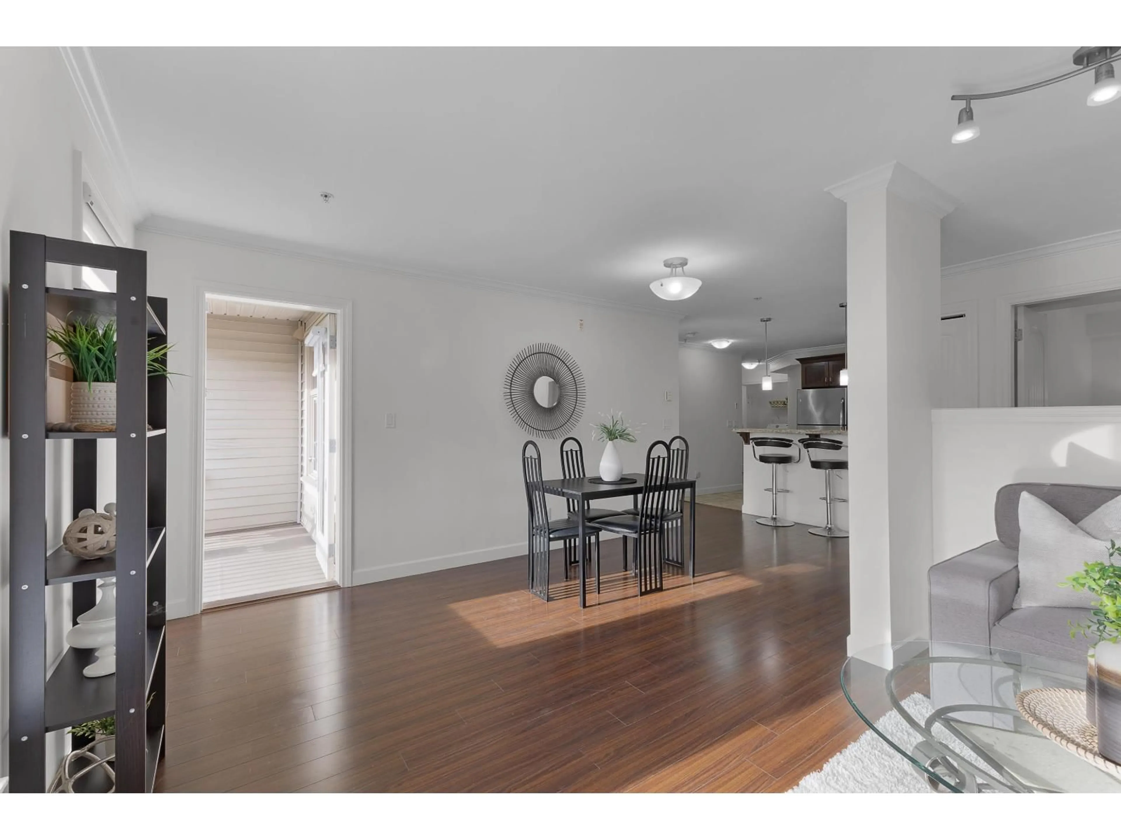 Unknown for 202 - 8084 120A STREET, Surrey British Columbia V3W1V2