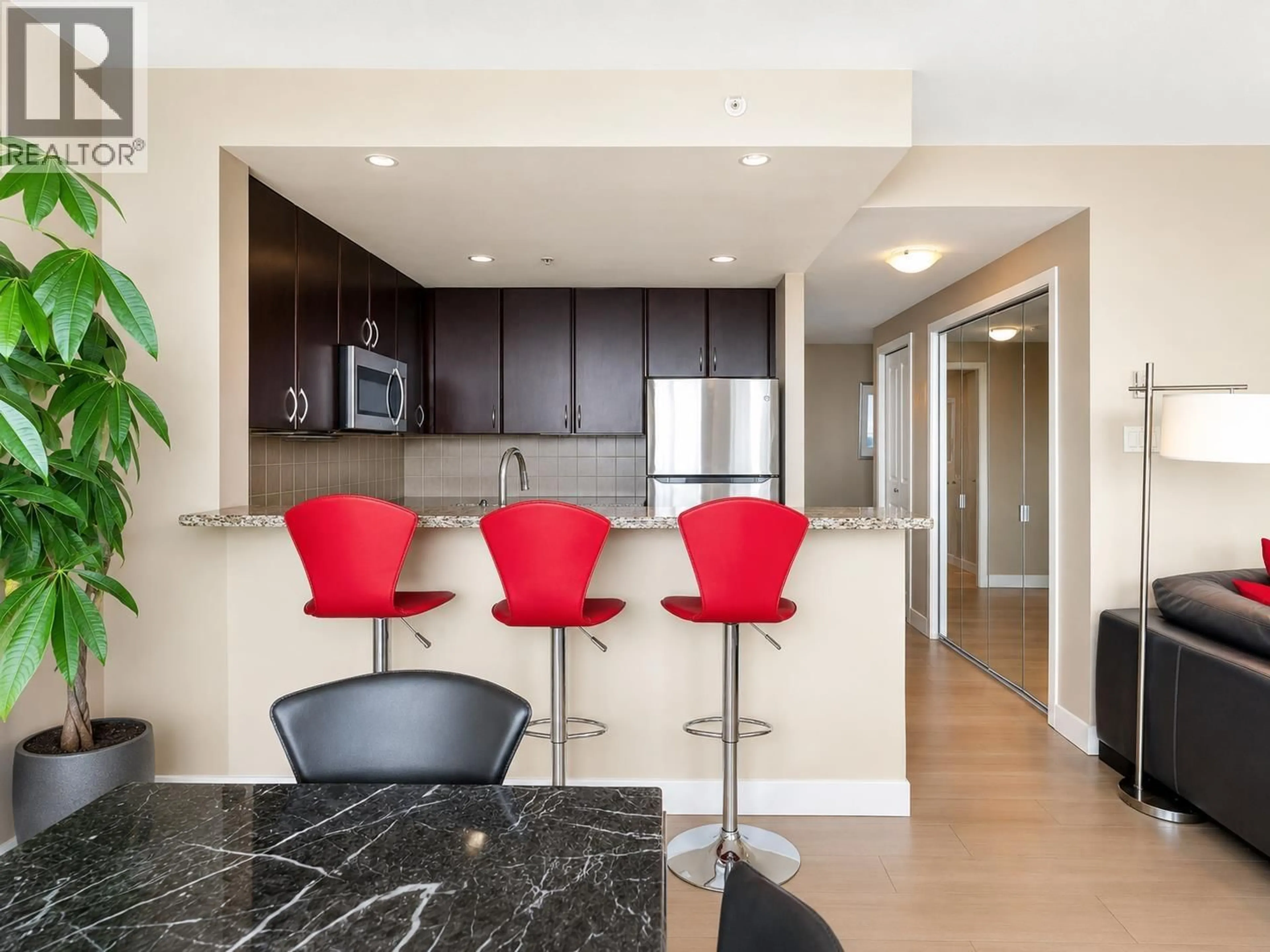 Open concept kitchen, unknown for 1301 - 1428 6TH AVENUE, Vancouver British Columbia V6H4H4