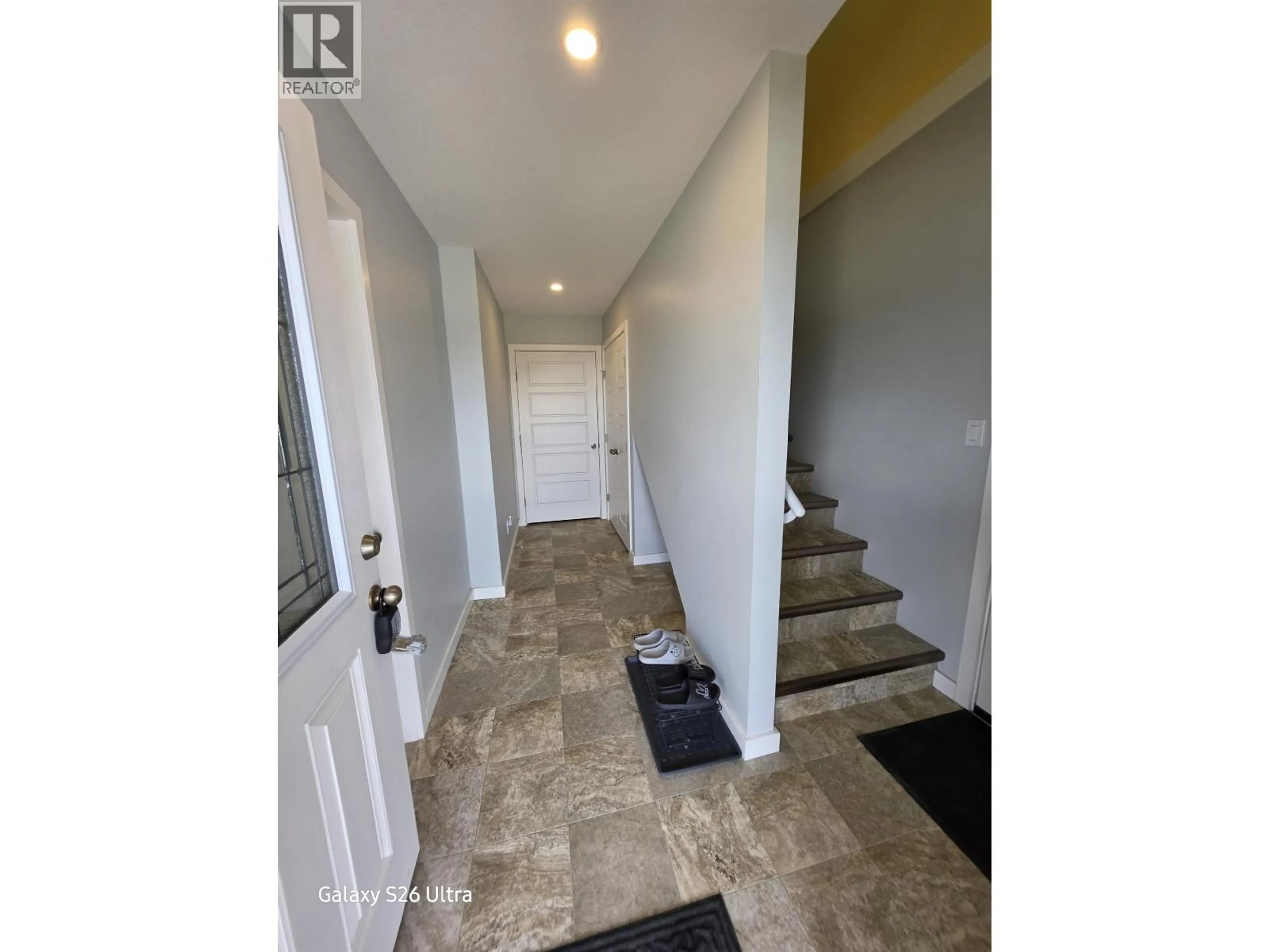 Indoor entryway for 149 - 375 MANDARINO PLACE, Williams Lake British Columbia V2G4V3