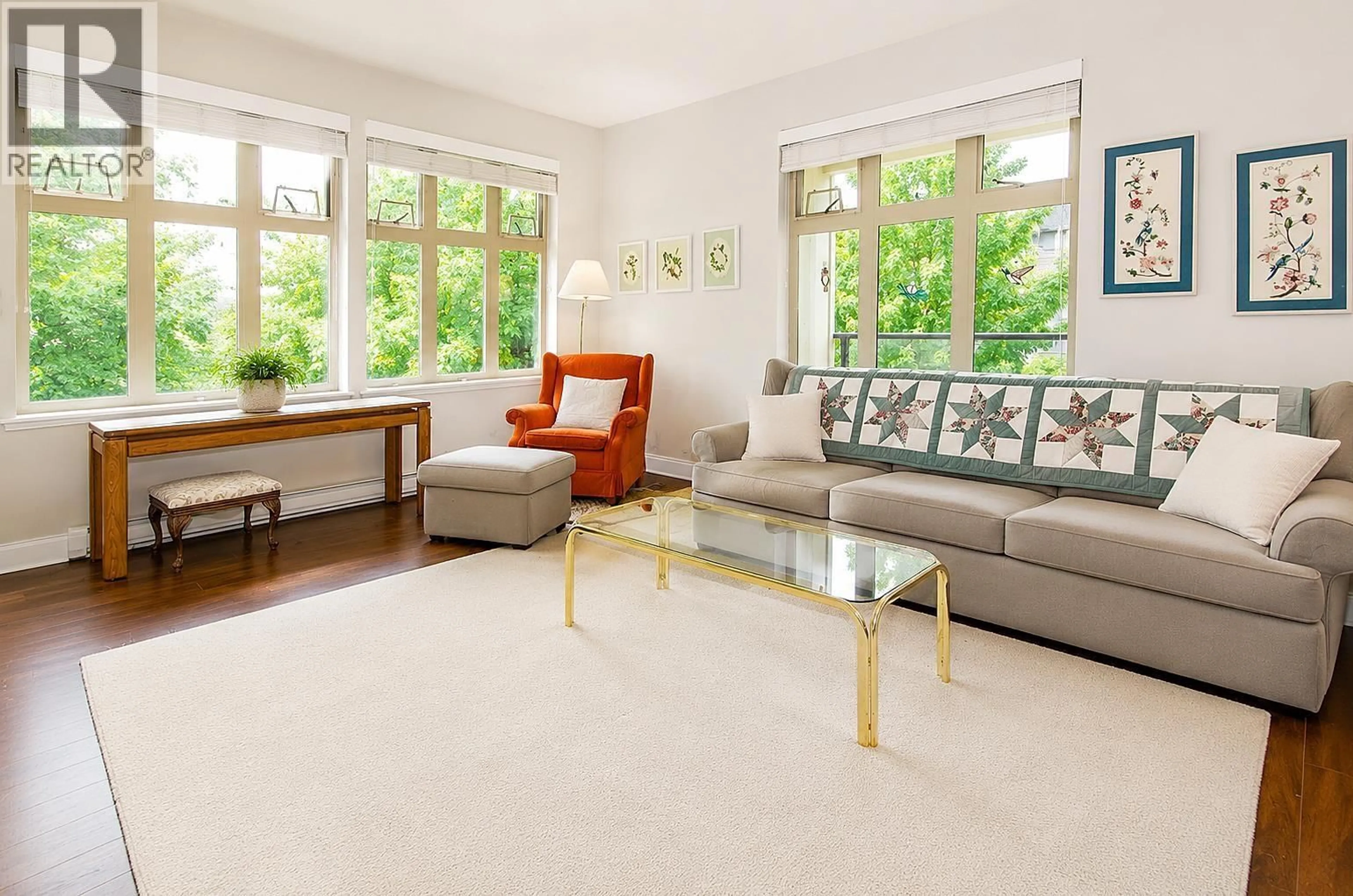 Living room with furniture, unknown for 203 - 2330 SHAUGHNESSY STREET, Port Coquitlam British Columbia V3C0B5