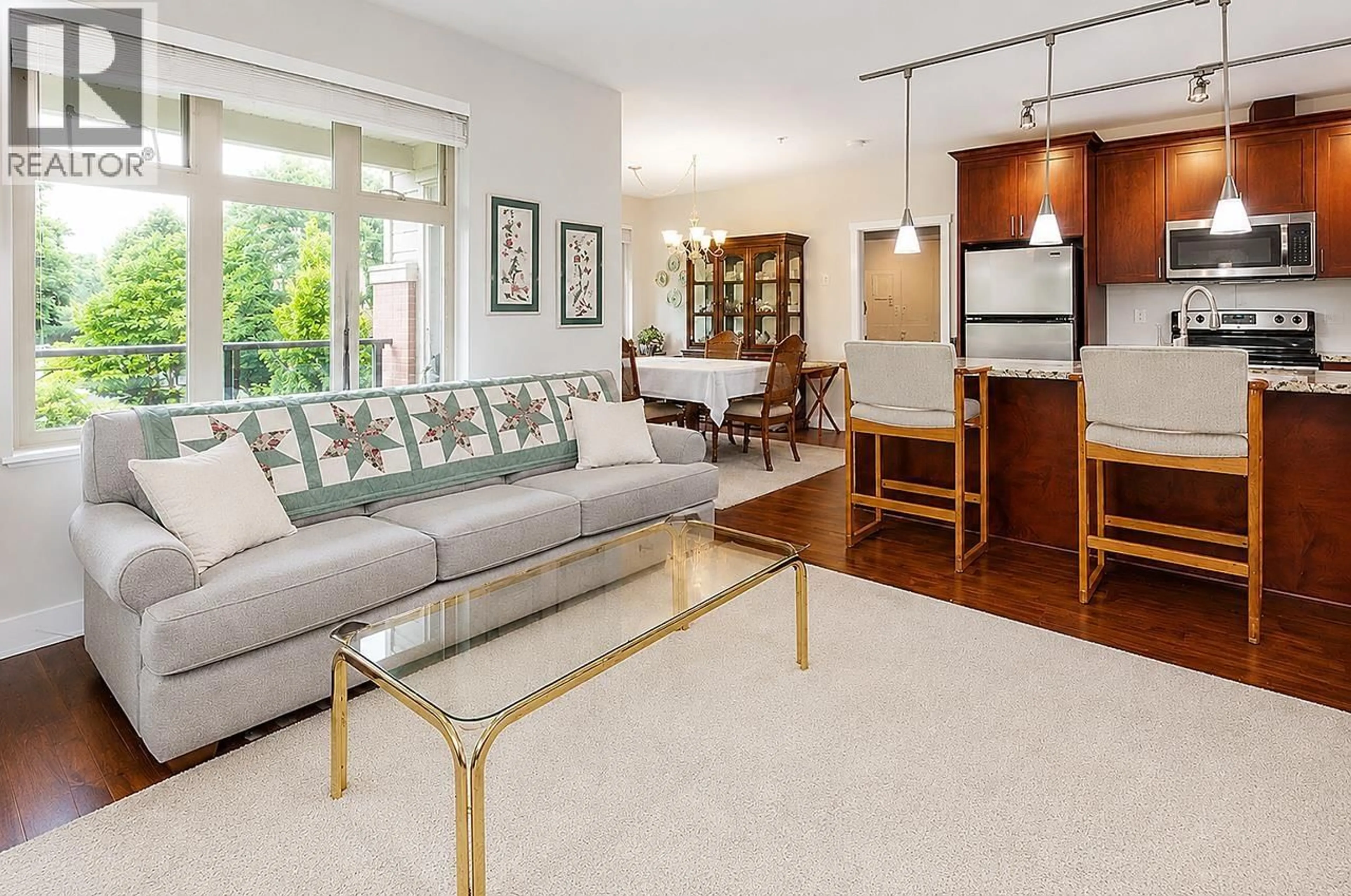 Living room with furniture, unknown for 203 - 2330 SHAUGHNESSY STREET, Port Coquitlam British Columbia V3C0B5