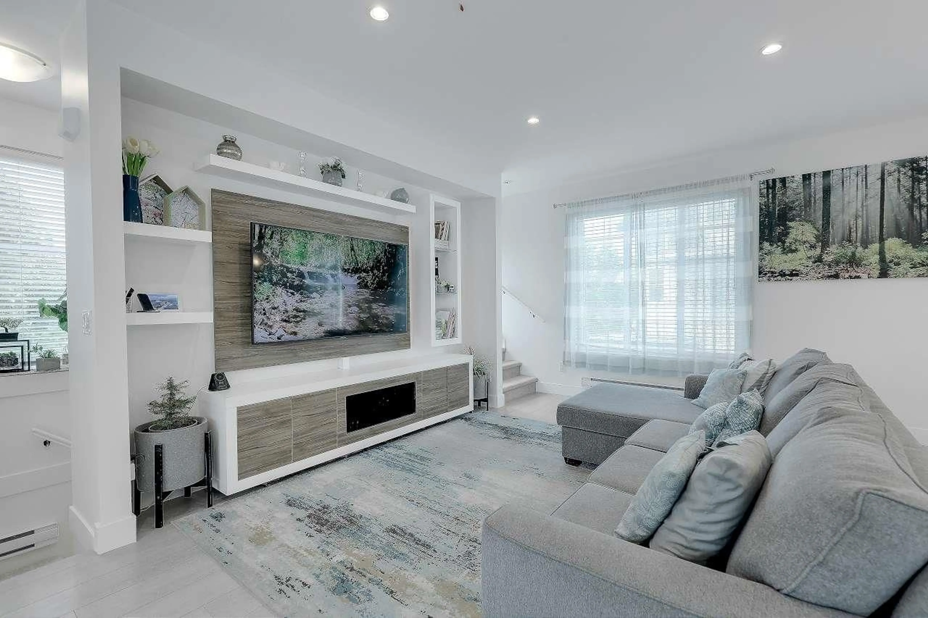 Home theater for 1 - 14499 64 AVENUE, Surrey British Columbia V3S1X5