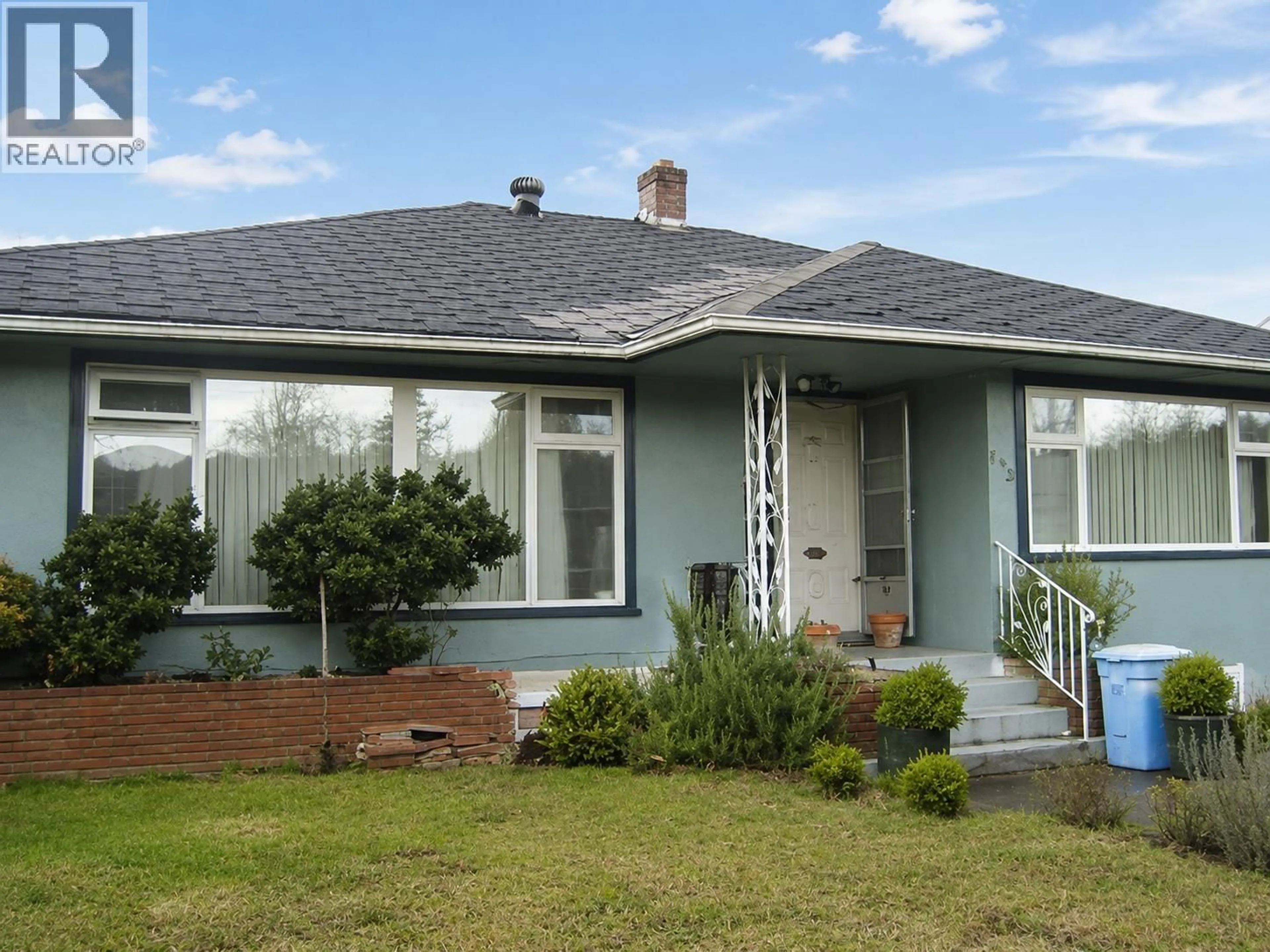 Home with vinyl exterior material, street for 745 41ST AVENUE, Vancouver British Columbia V5Z2N2