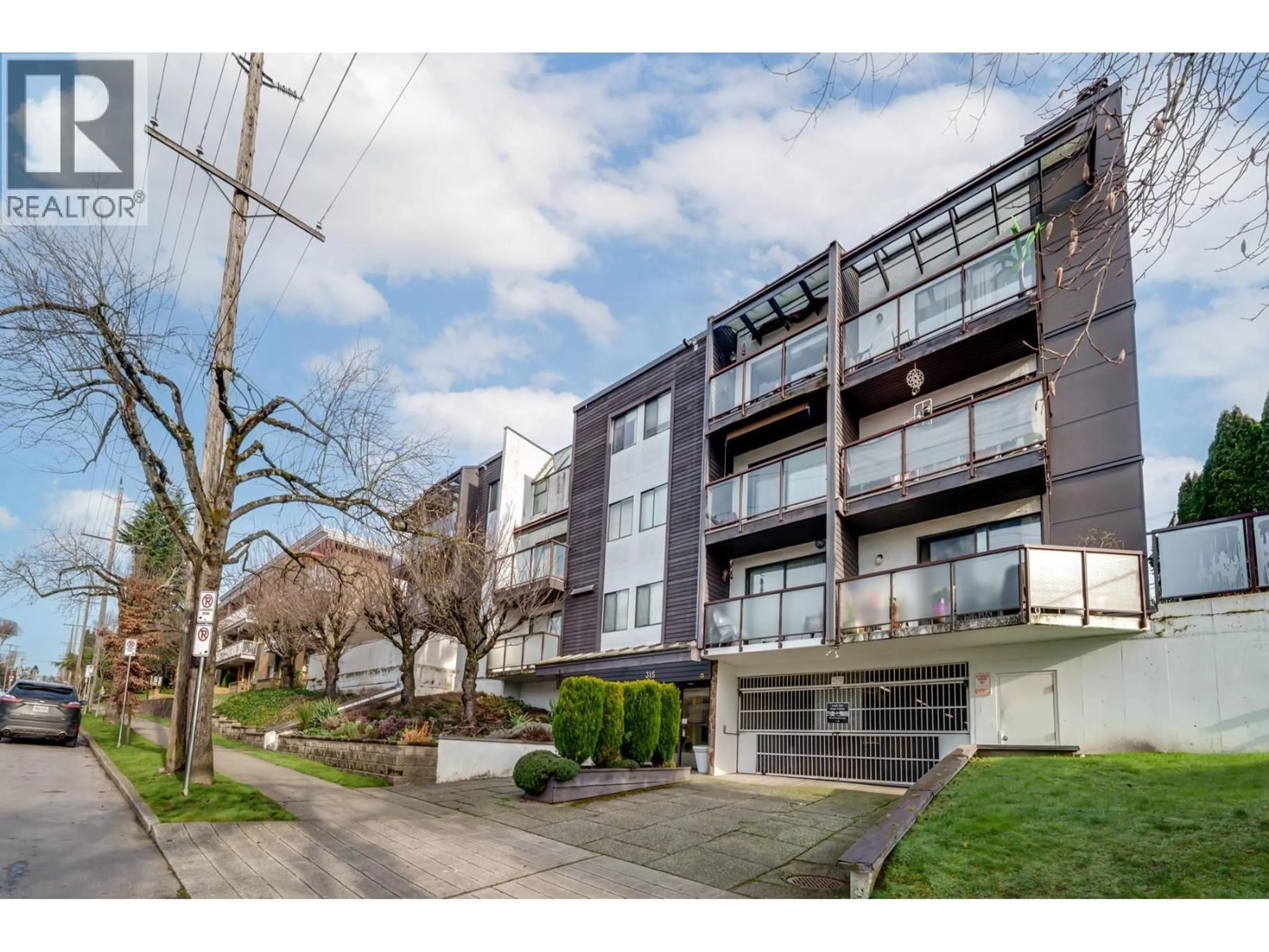Unknown for 301 - 315 TENTH STREET, New Westminster British Columbia V3M3Y2