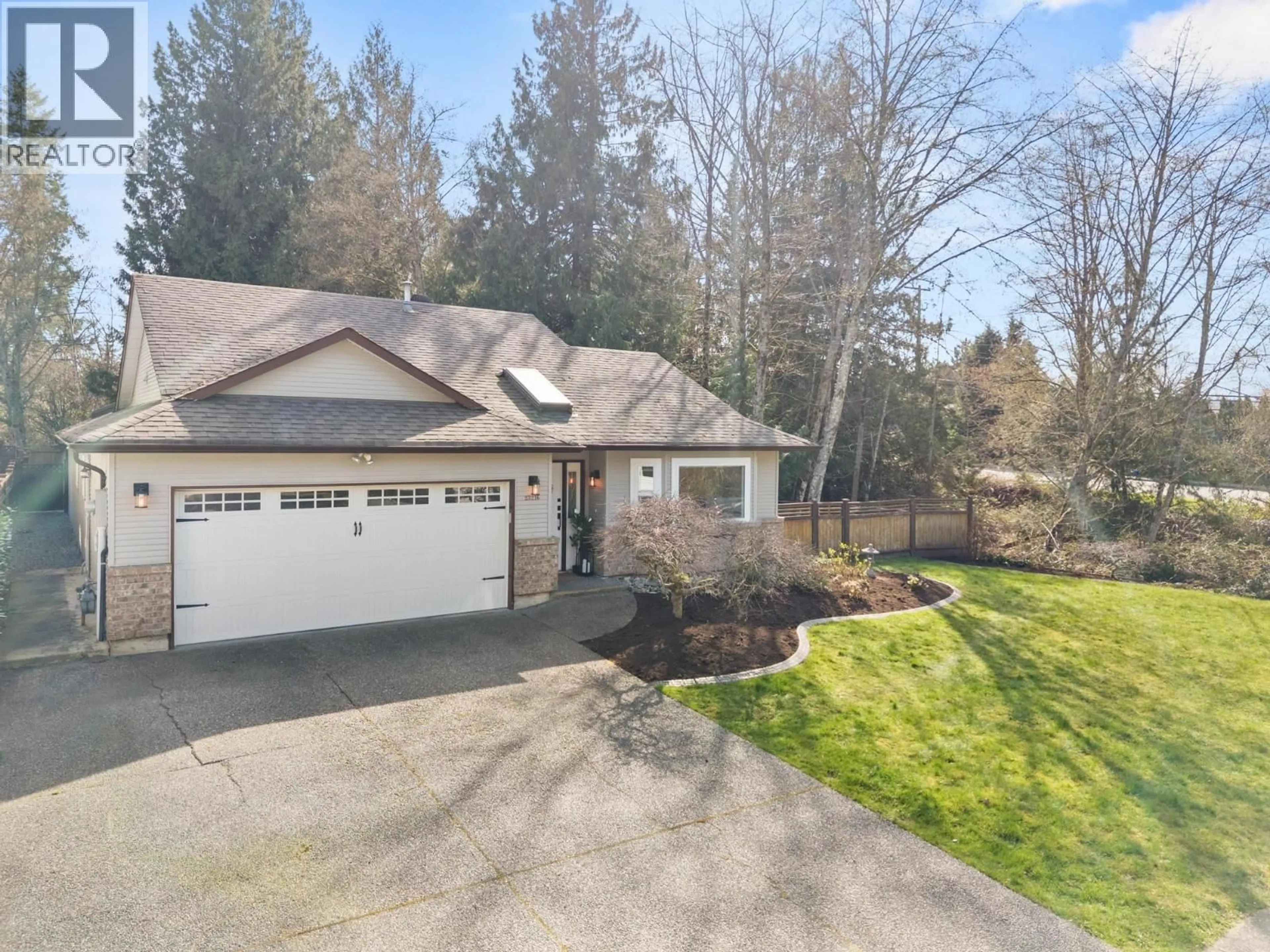 A pic from outside/outdoor area/front of a property/back of a property/a pic from drone, unknown for 23216 121A AVENUE, Maple Ridge British Columbia V2X0X1