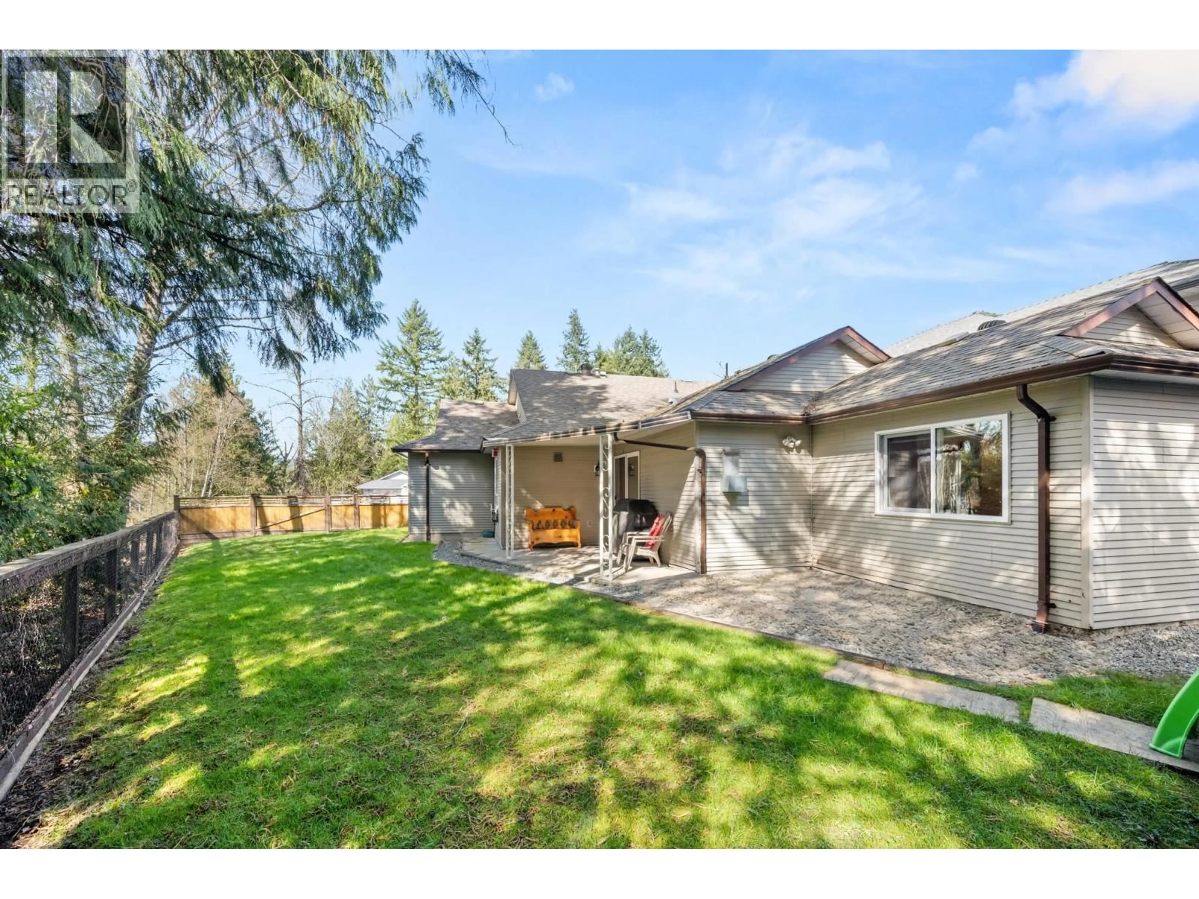 A pic from outside/outdoor area/front of a property/back of a property/a pic from drone, unknown for 23216 121A AVENUE, Maple Ridge British Columbia V2X0X1