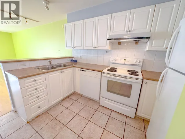 311 - 5555 VICTORIA DRIVE, Vancouver 4