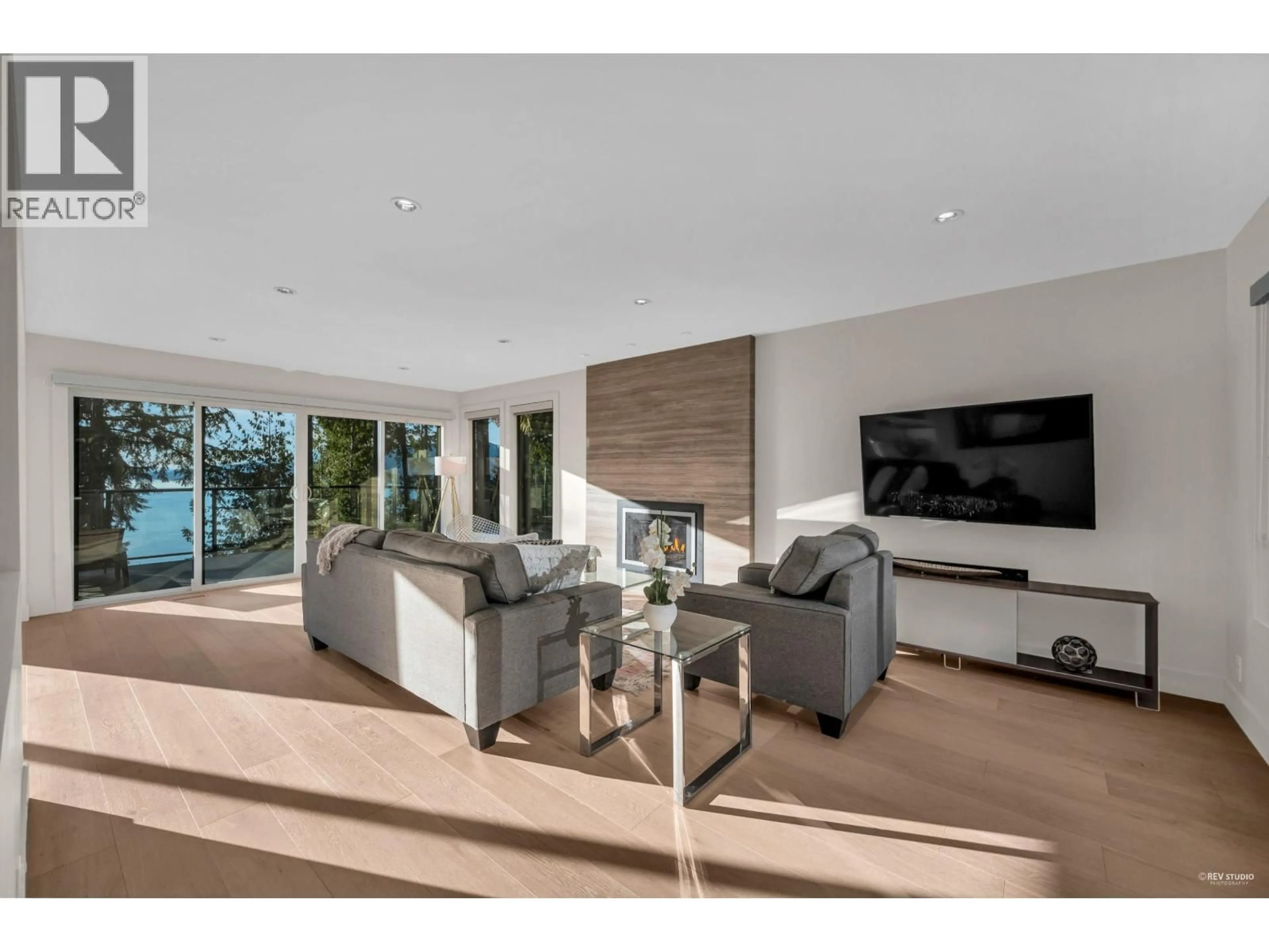 Unknown for 130 OCEANVIEW PLACE, Lions Bay British Columbia V0N2E0