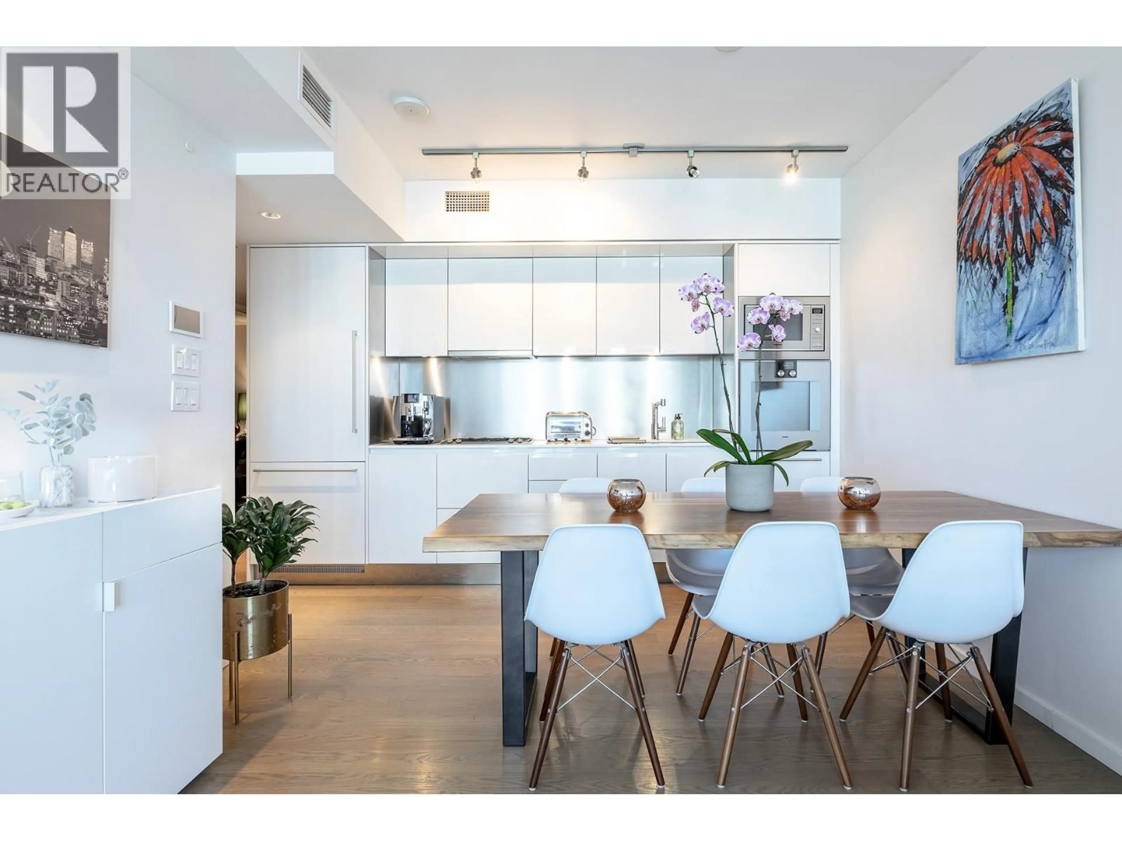 Contemporary kitchen, unknown for 2901 - 1151 GEORGIA STREET, Vancouver British Columbia V6E0B3