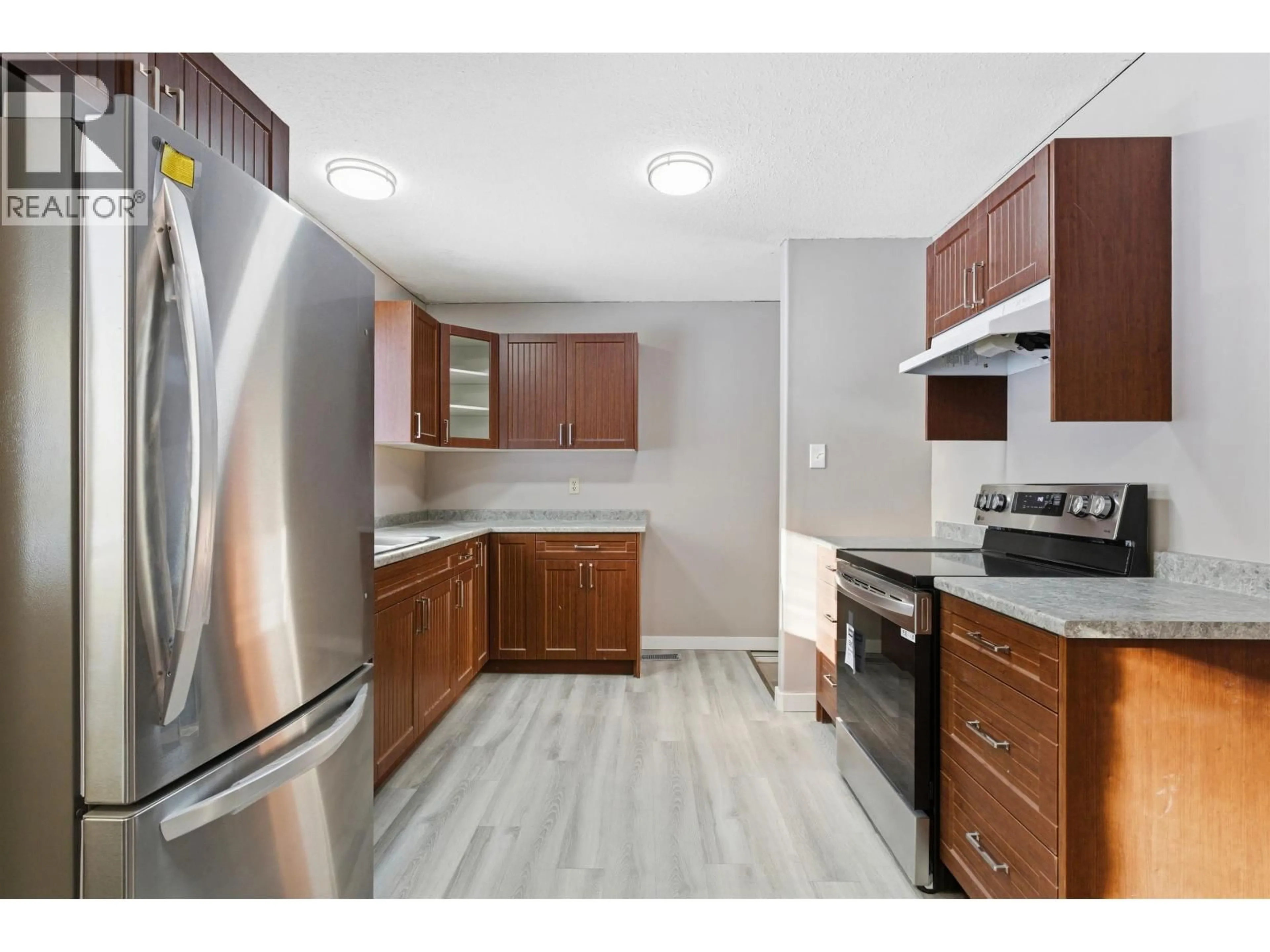 Standard kitchen, unknown for 1012 CONRAD CRESCENT, Williams Lake British Columbia V2G3M4