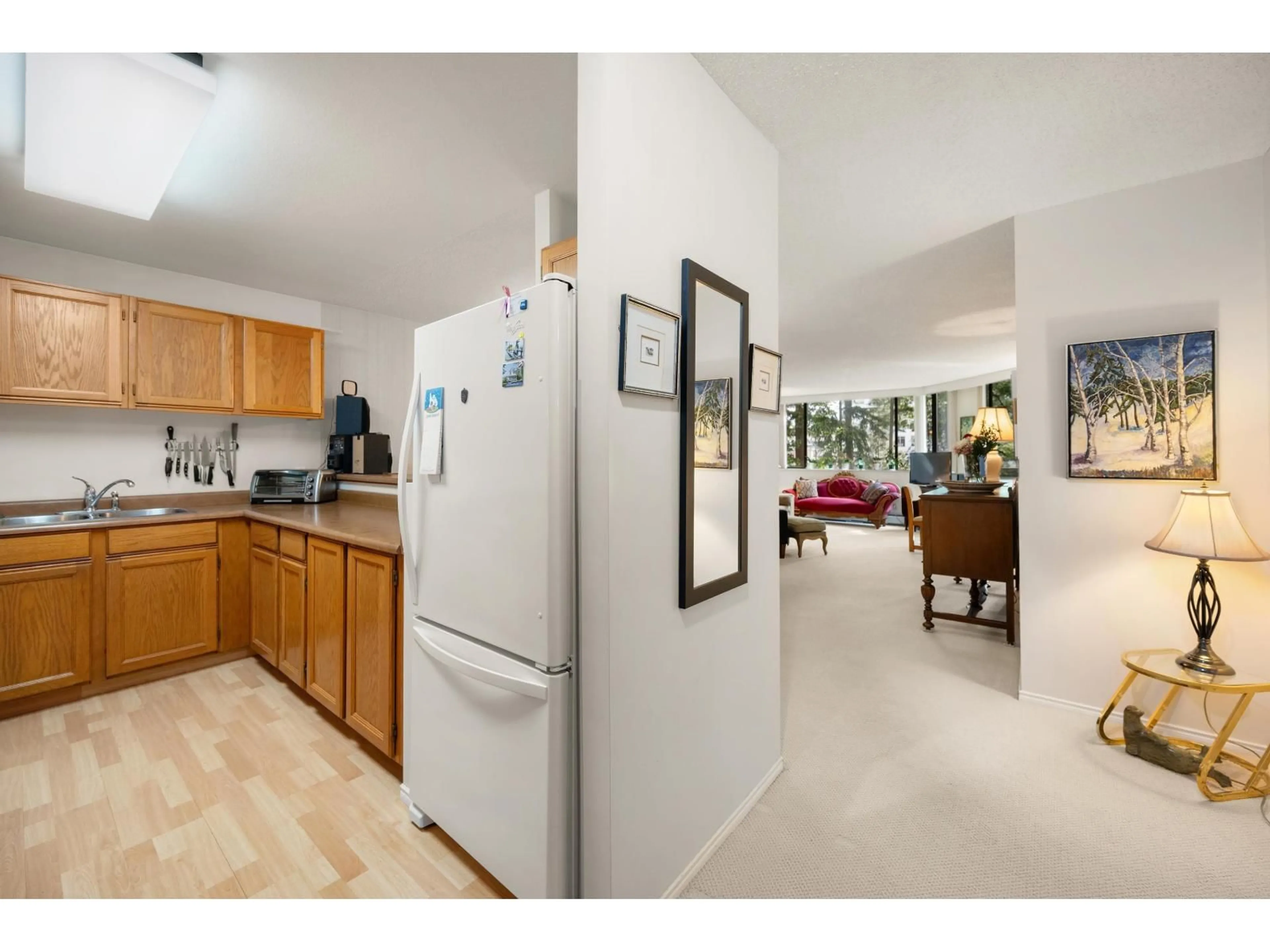 Open concept kitchen, unknown for 508 - 1442 FOSTER STREET, White Rock British Columbia V4B3X7