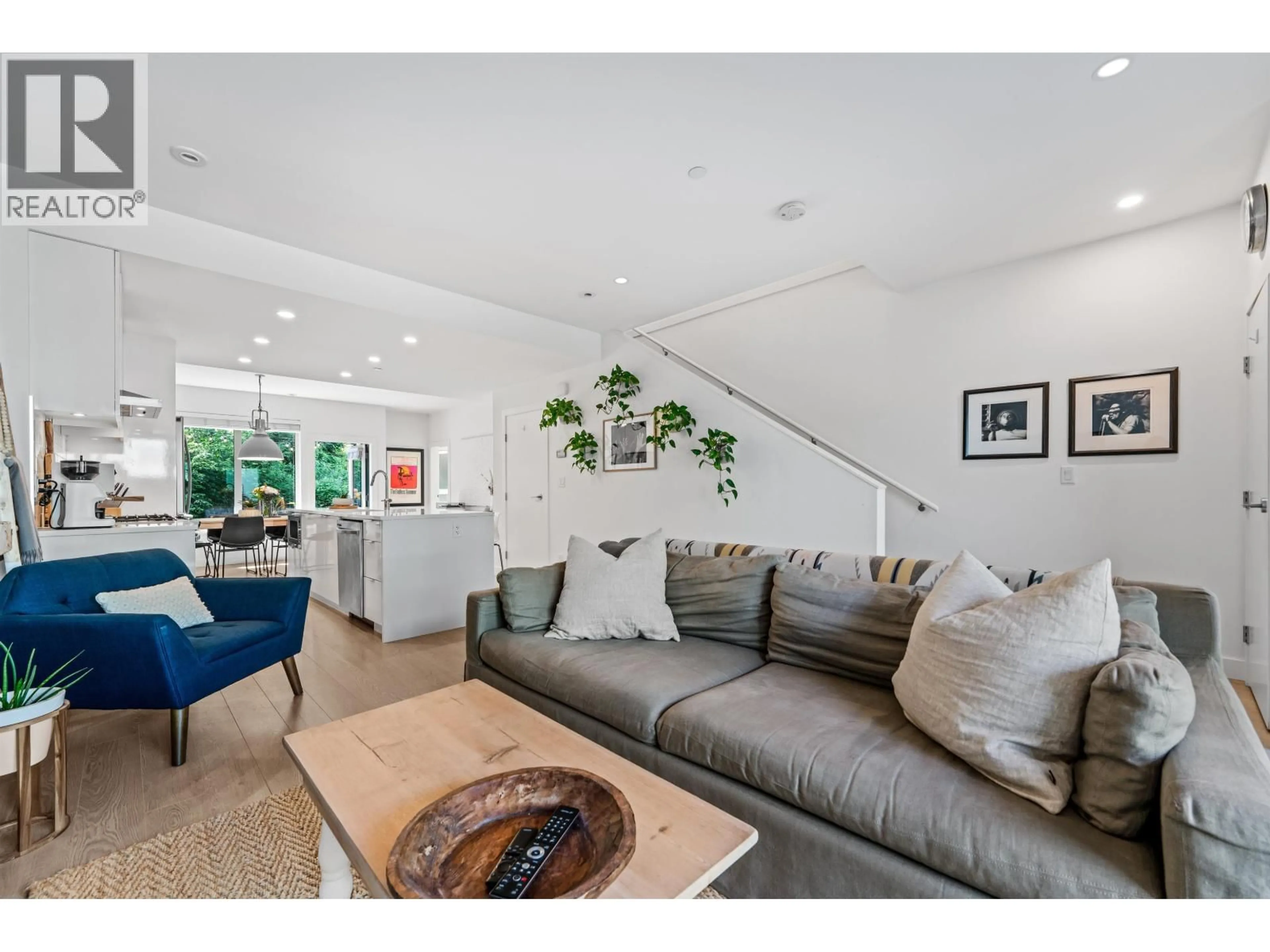 Living room with furniture, unknown for 23 - 3596 SALAL DRIVE, North Vancouver British Columbia V7G0A9