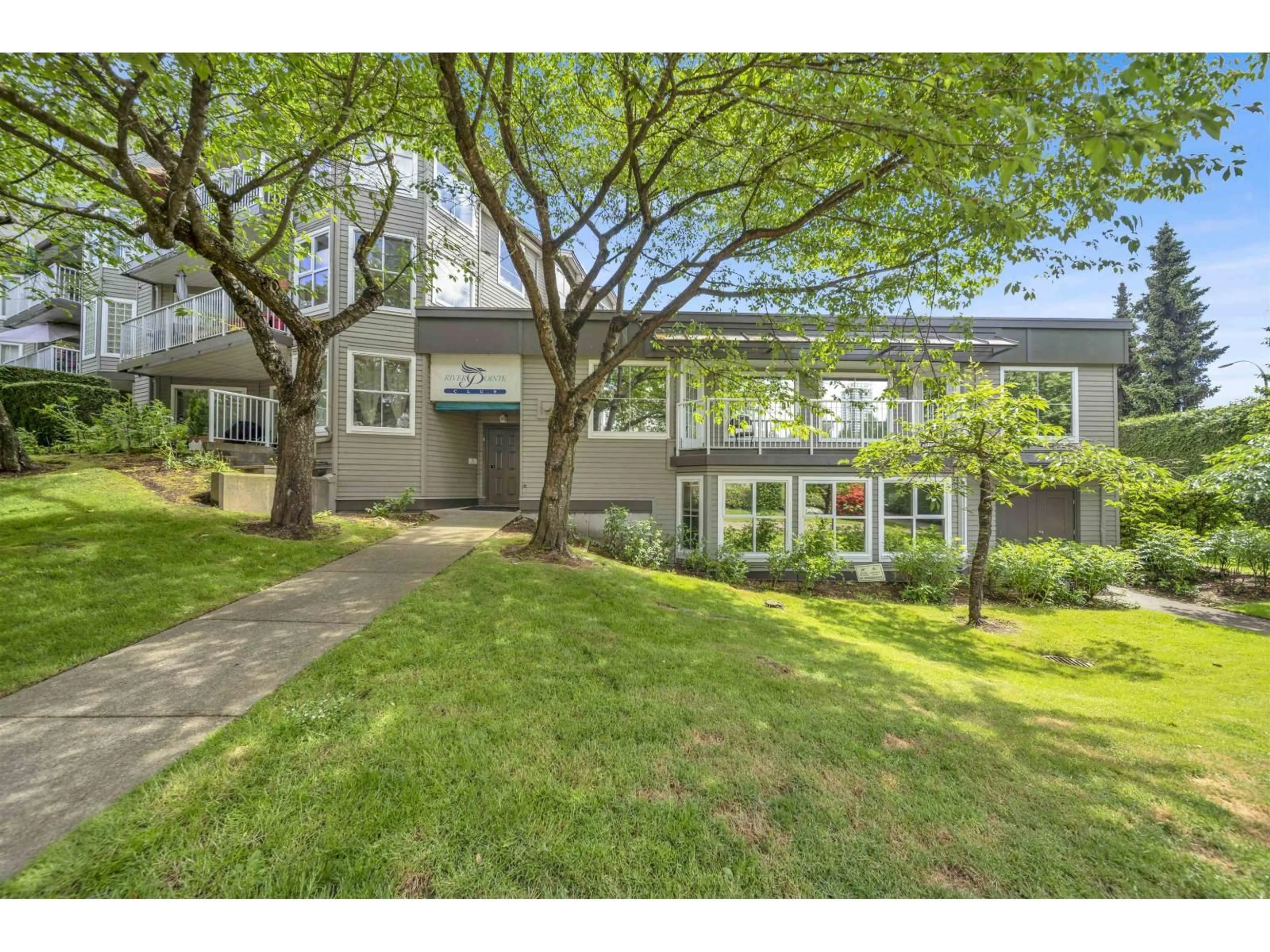 Unknown for 308 - 15160 108 AVENUE, Surrey British Columbia V3R0V2