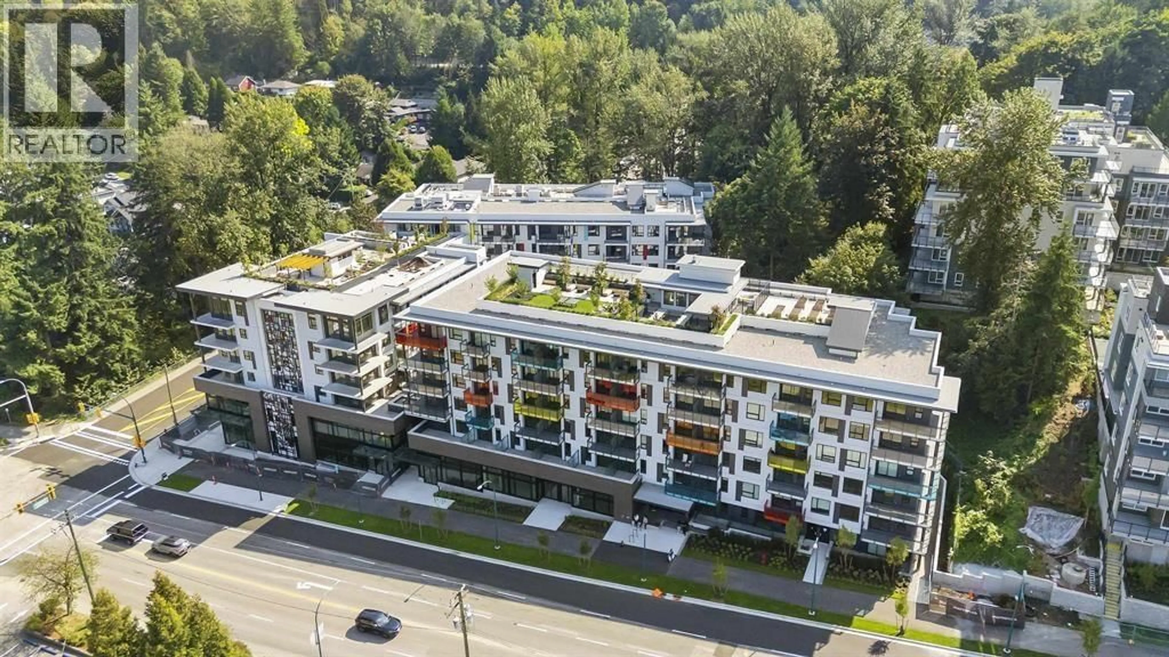 A pic from outside/outdoor area/front of a property/back of a property/a pic from drone, unknown for 313 - 2015 ST. JOHNS STREET, Port Coquitlam British Columbia V3H0N5