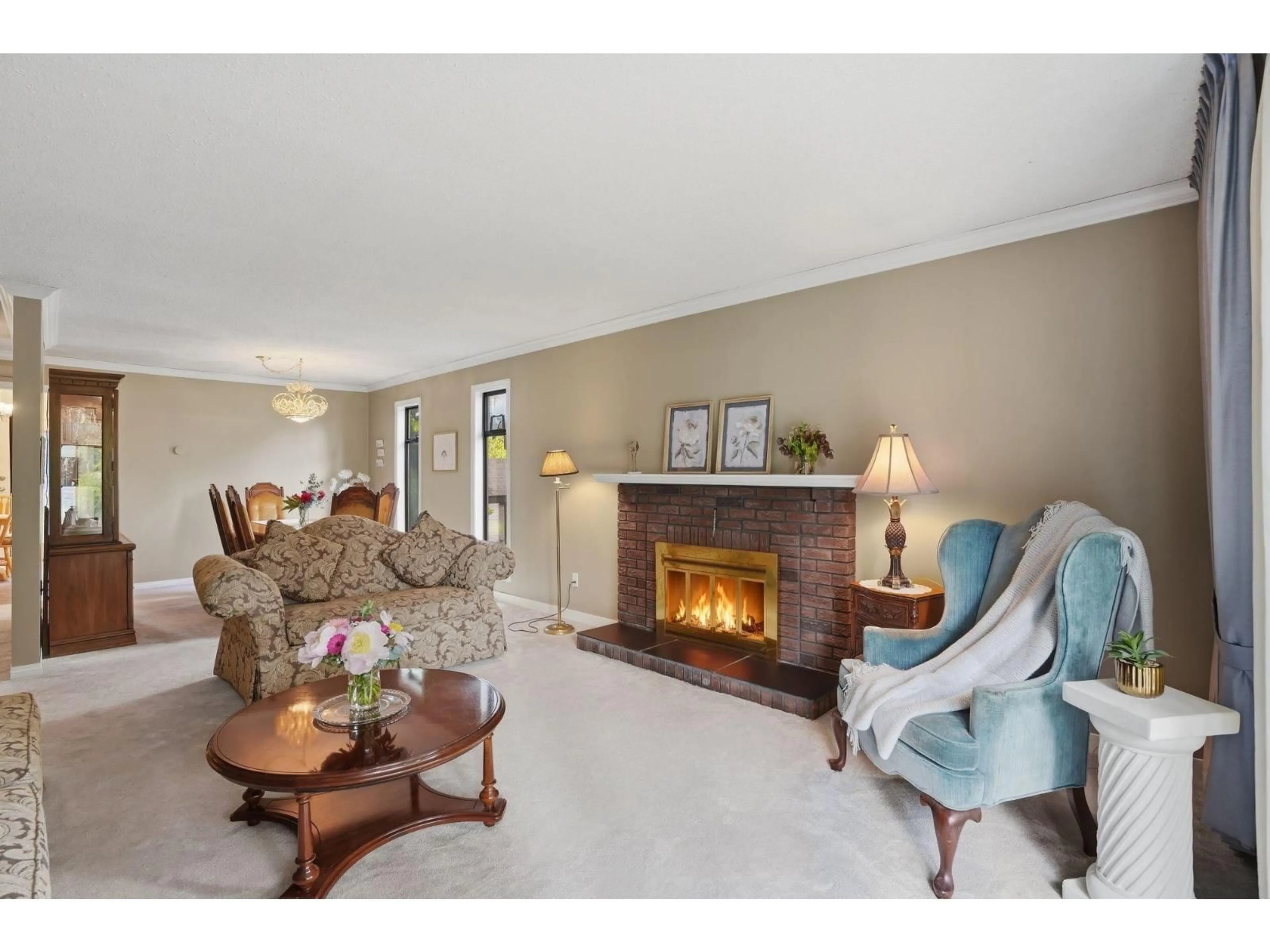 Living room with furniture, unknown for 6713 NICHOLSON ROAD, Delta British Columbia V4E2T2