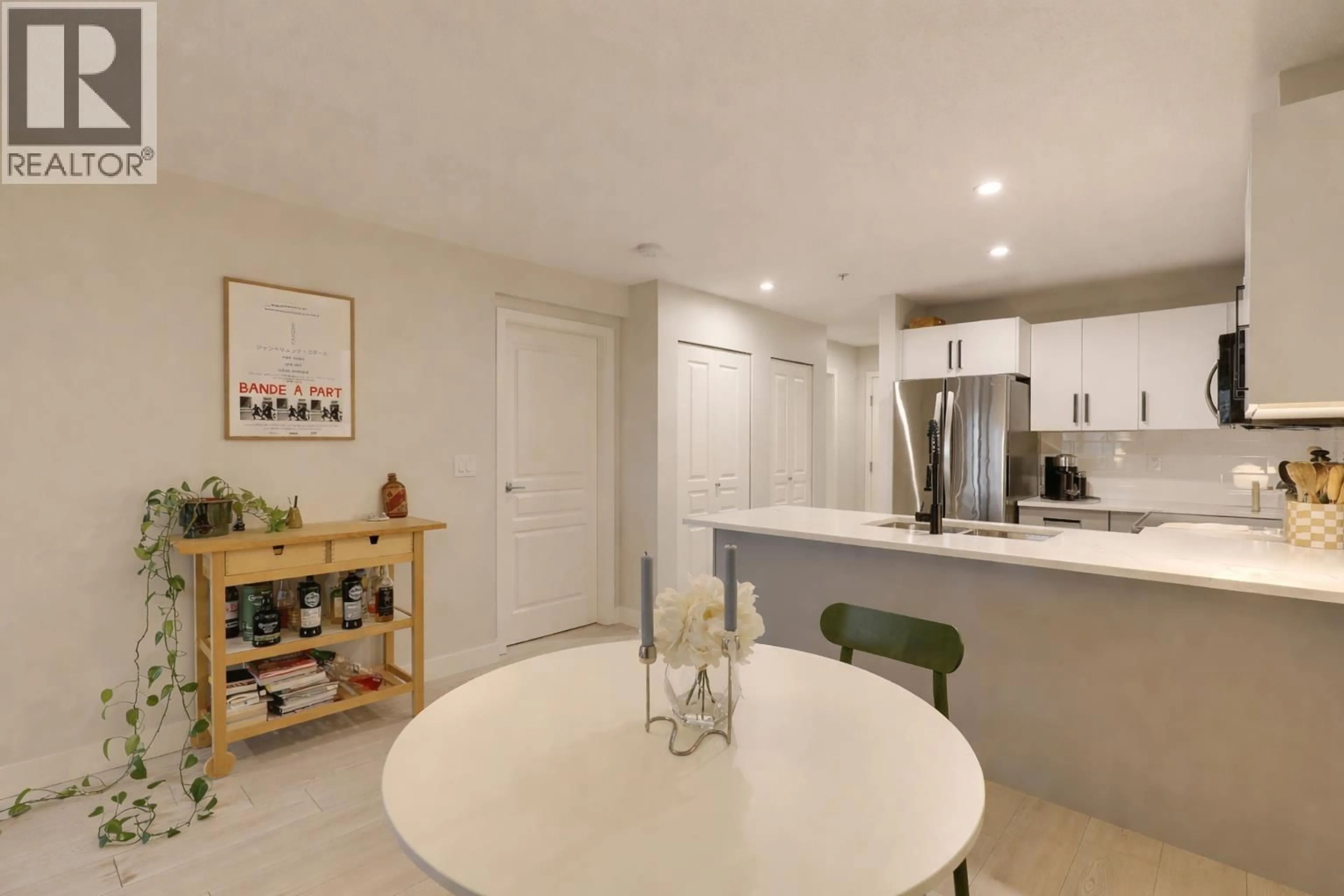 Open concept kitchen, unknown for 311 - 2088 BETA AVENUE, Burnaby British Columbia V5C0C8