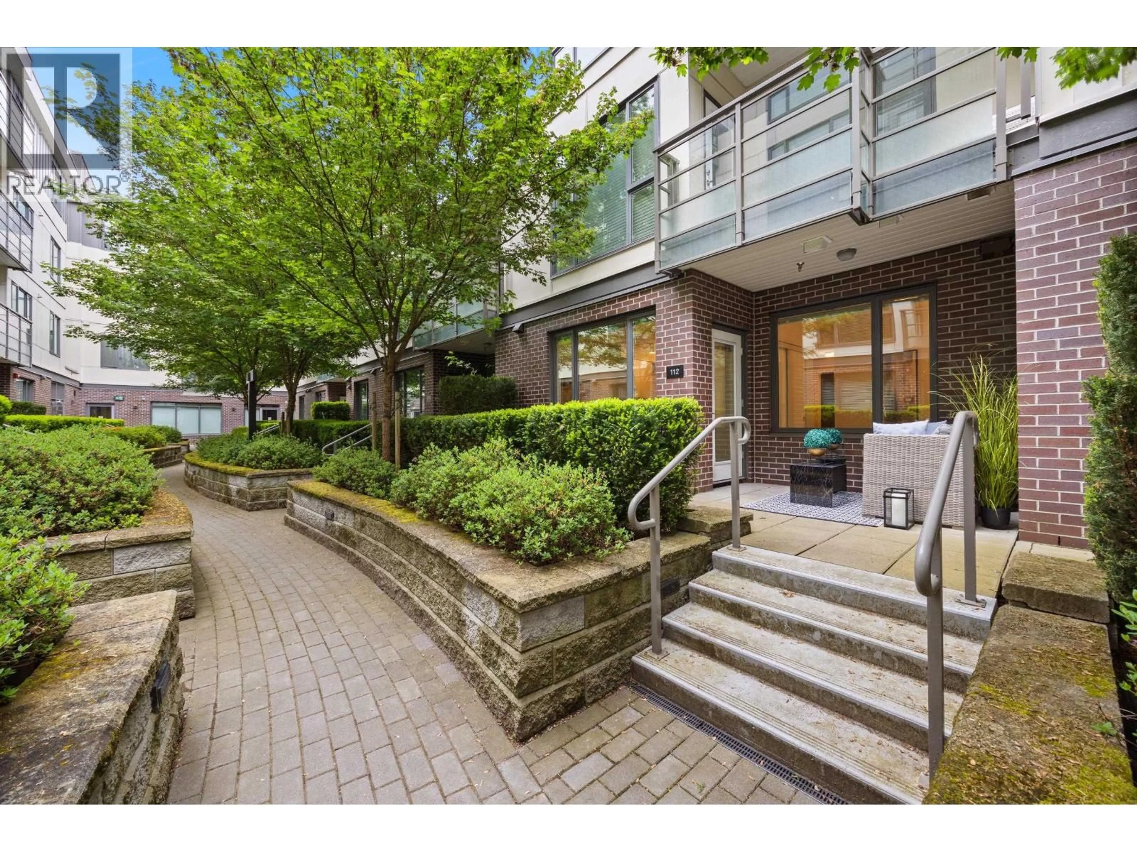 Patio, street for 112 - 5355 LANE STREET, Burnaby British Columbia V5H0H1