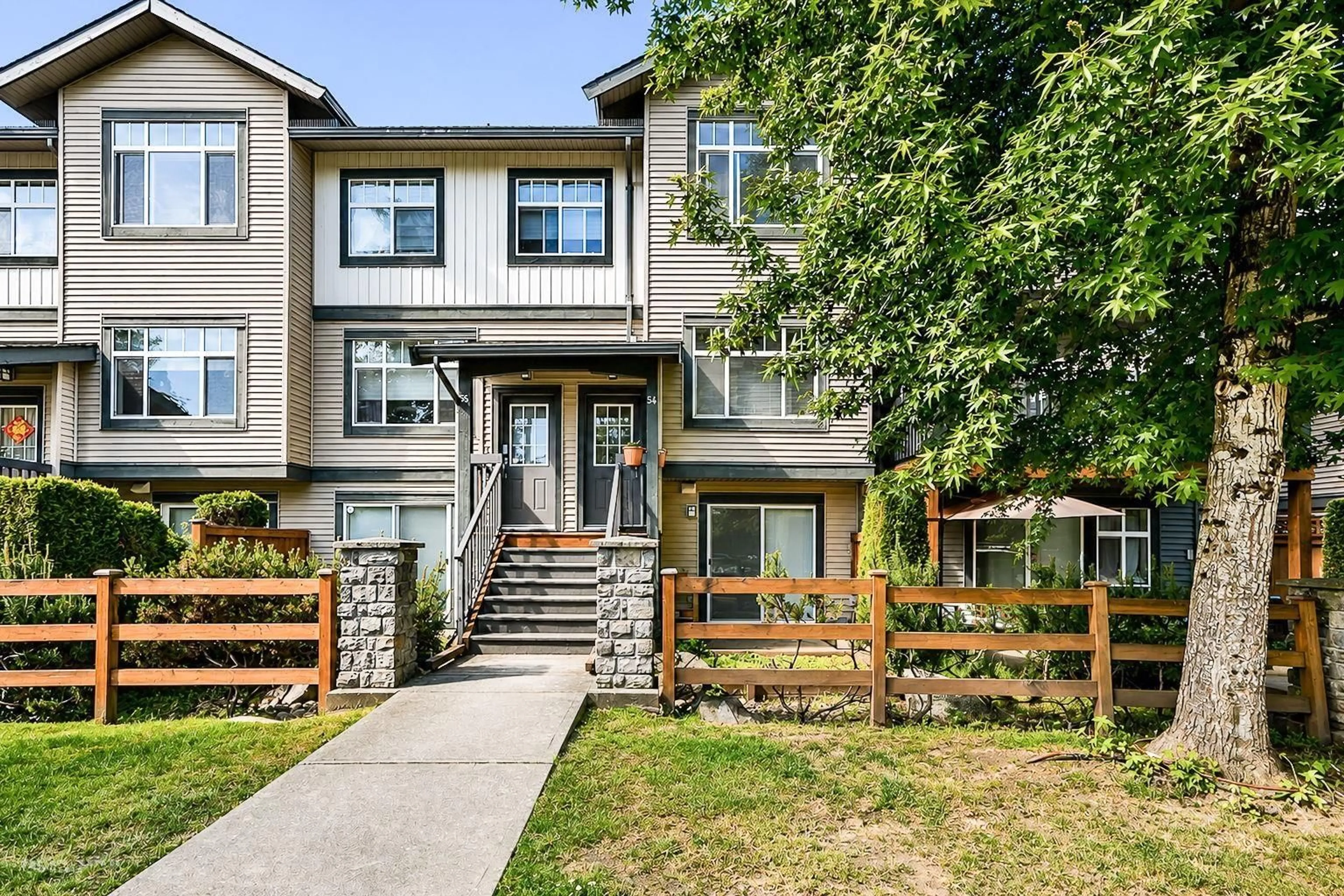 Unknown for 54 - 16233 83 AVENUE, Surrey British Columbia V4N0Z3