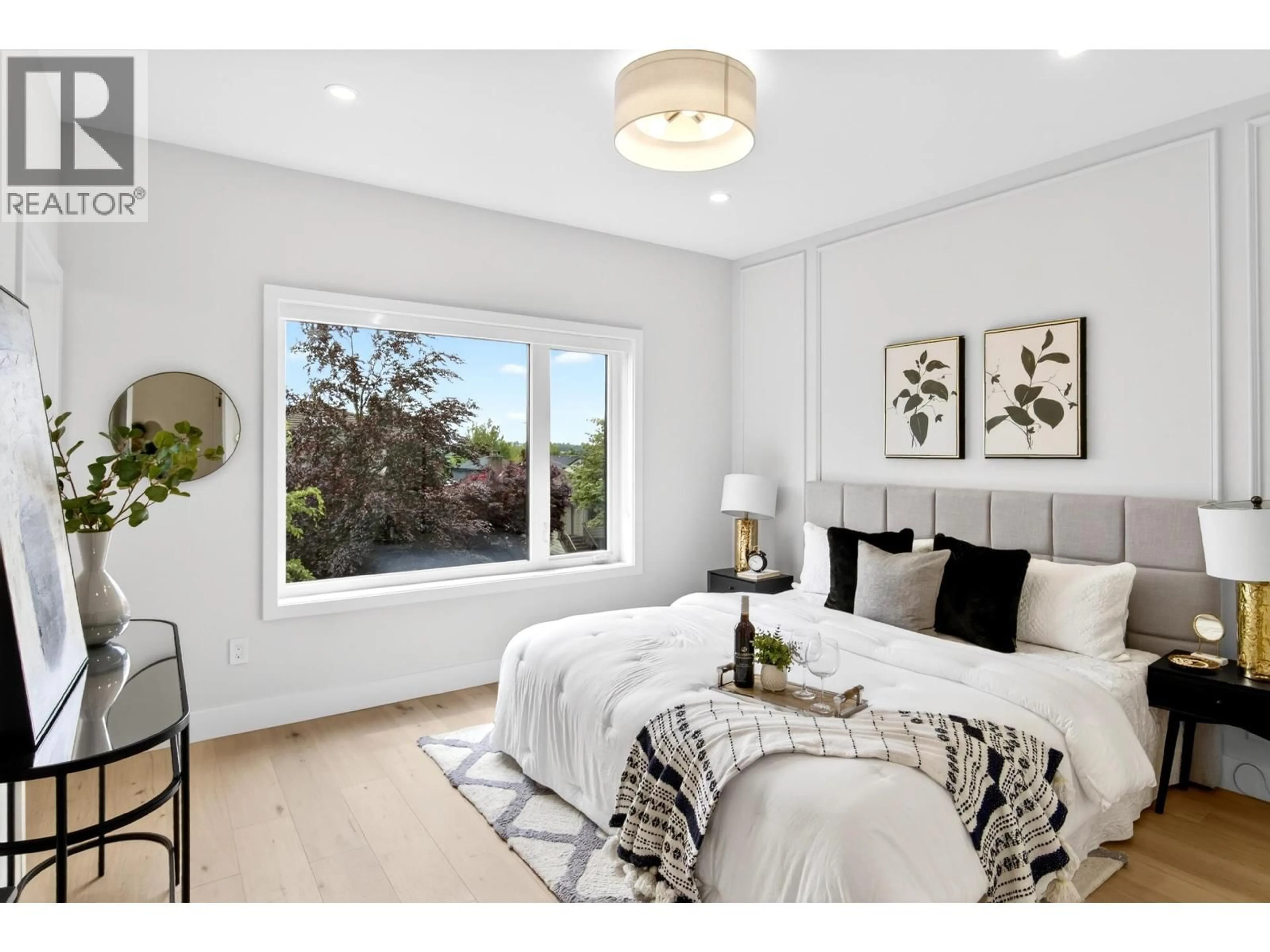 Bedroom with bed, unknown for 1 - 2741 7TH AVENUE, Vancouver British Columbia V5M1T8