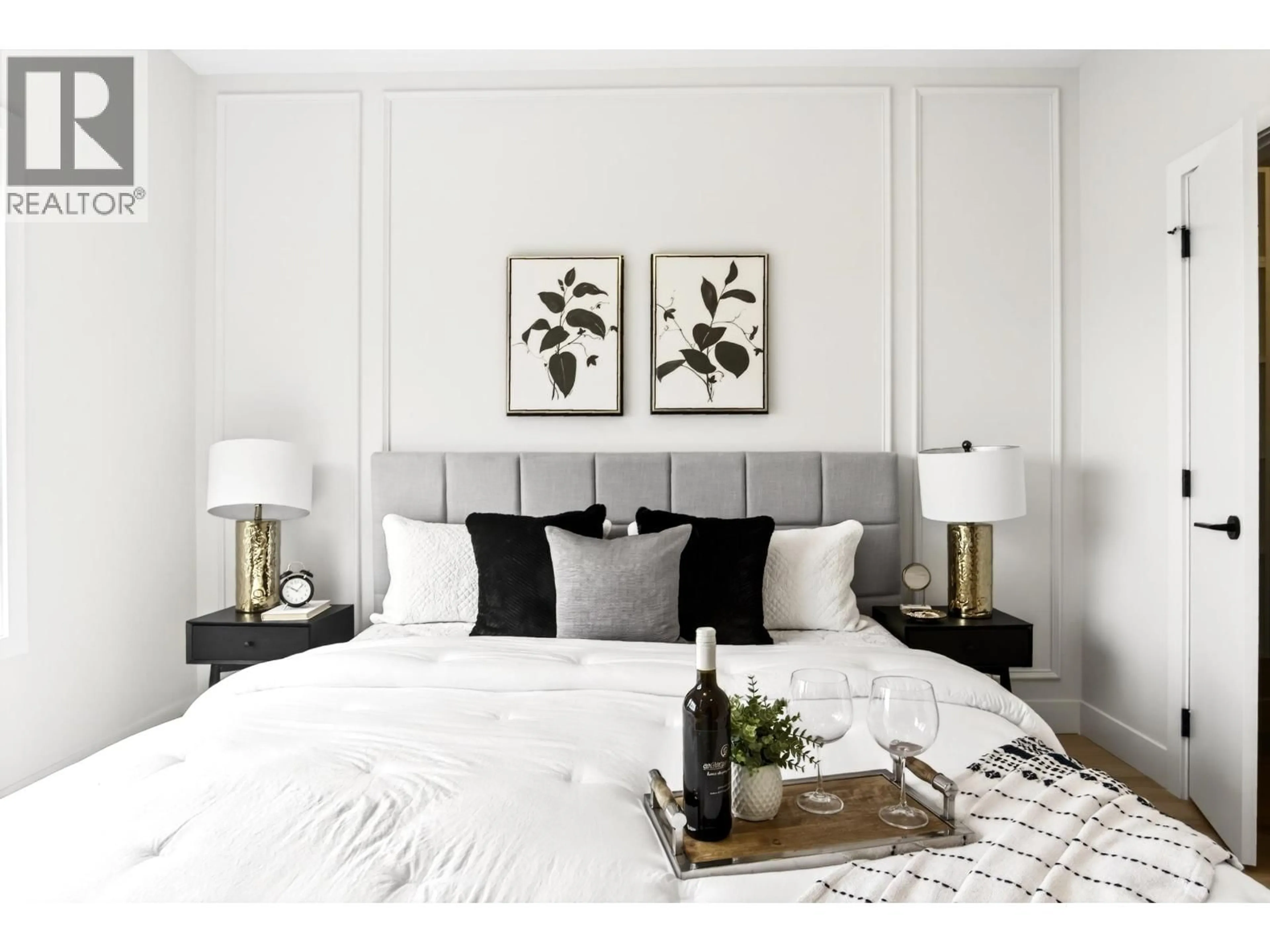 Bedroom with bed, unknown for 1 - 2741 7TH AVENUE, Vancouver British Columbia V5M1T8