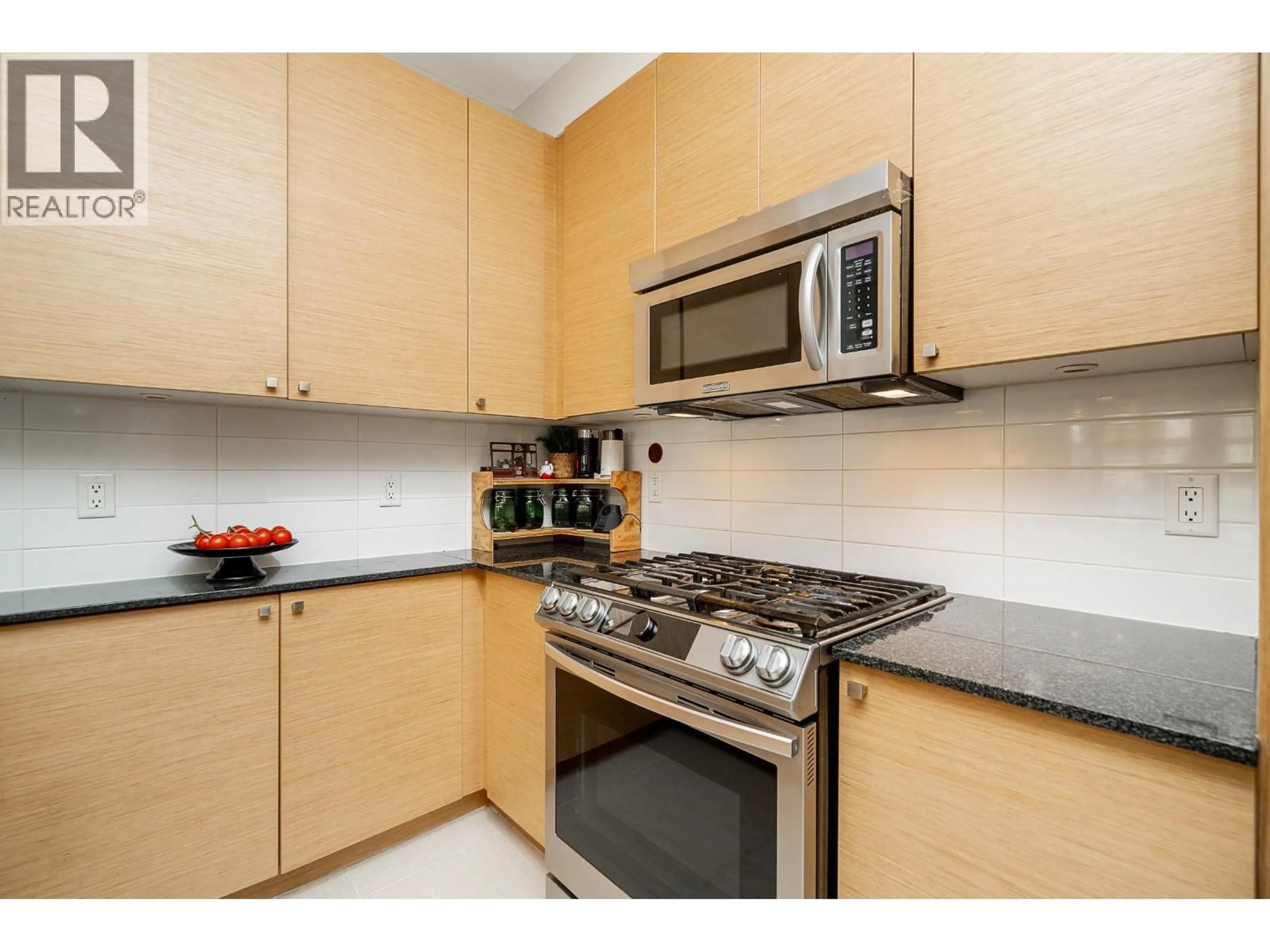 Standard kitchen, unknown for 320 - 101 MORRISSEY ROAD, Port Moody British Columbia V3H0E6