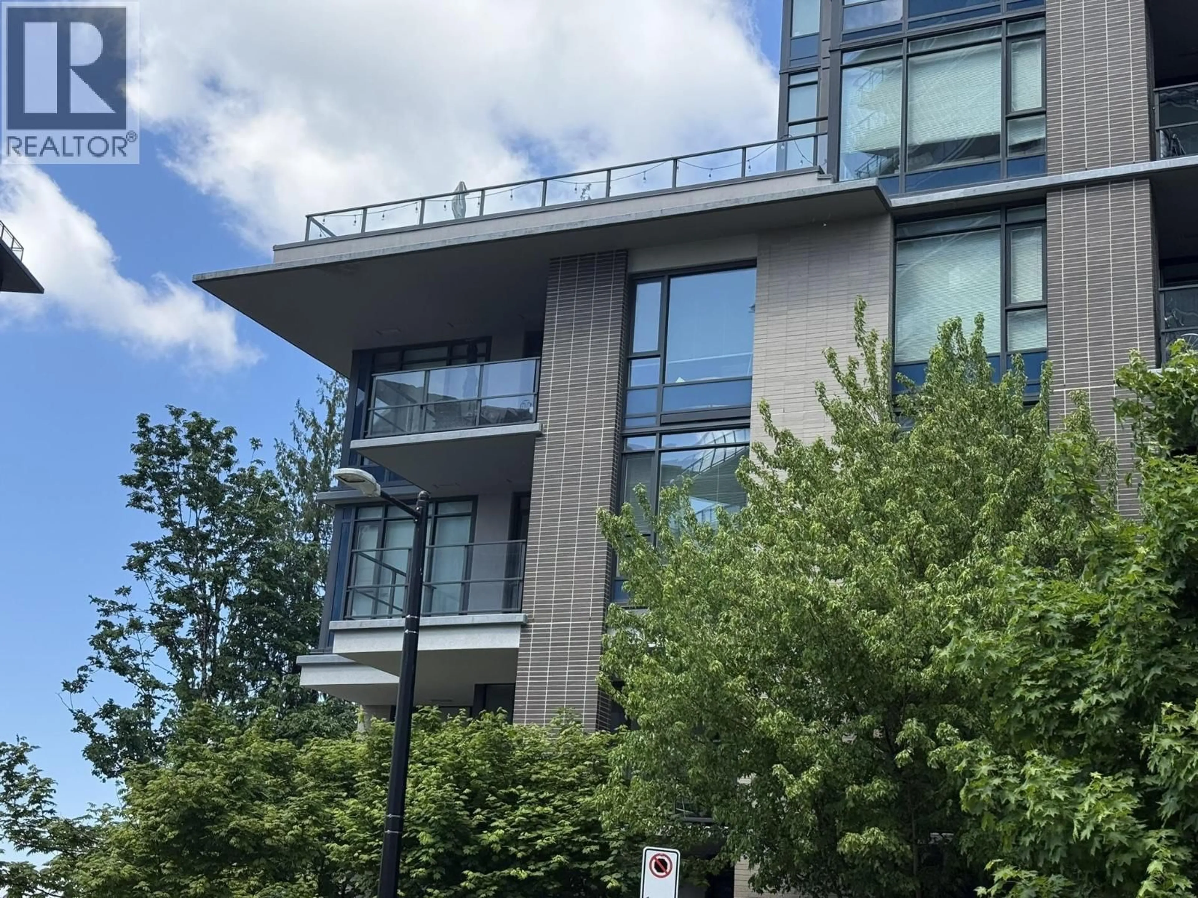 Unknown for 313 - 8850 UNIVERSITY CRESCENT, Burnaby British Columbia V5A0C8