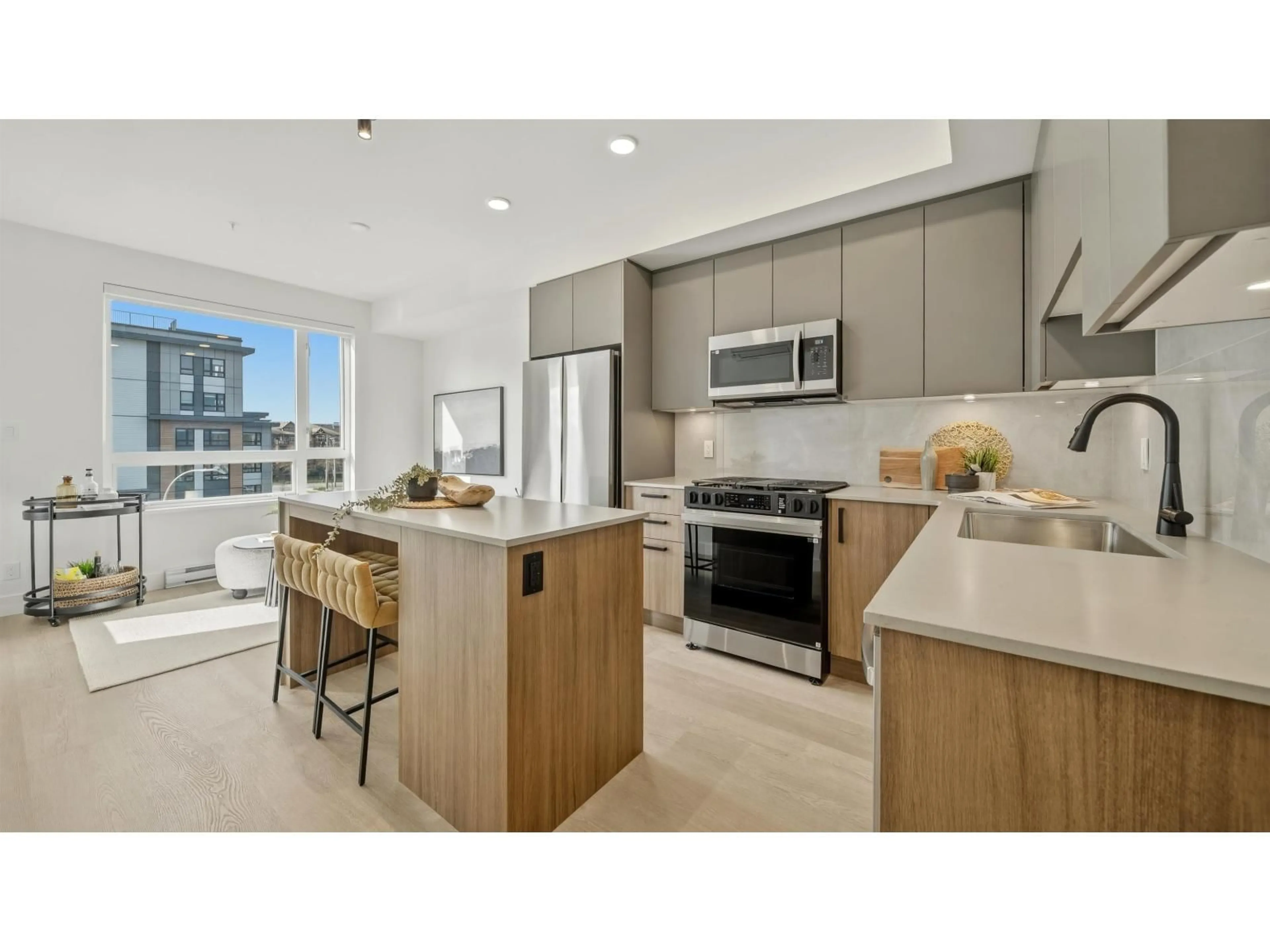 Open concept kitchen, unknown for B215 - 8230 208B STREET, Langley British Columbia V2Y2C4