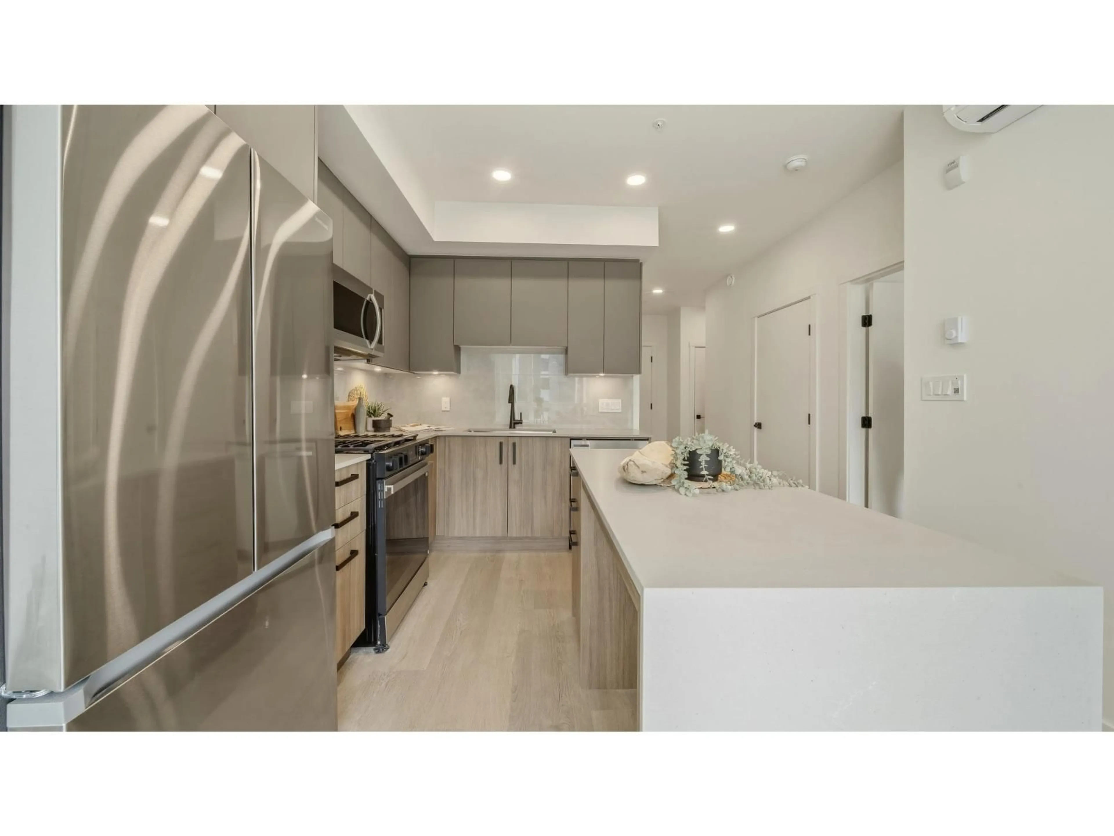 Contemporary kitchen, ceramic/tile floor for B217 - 8230 208B STREET, Langley British Columbia V2Y2C4