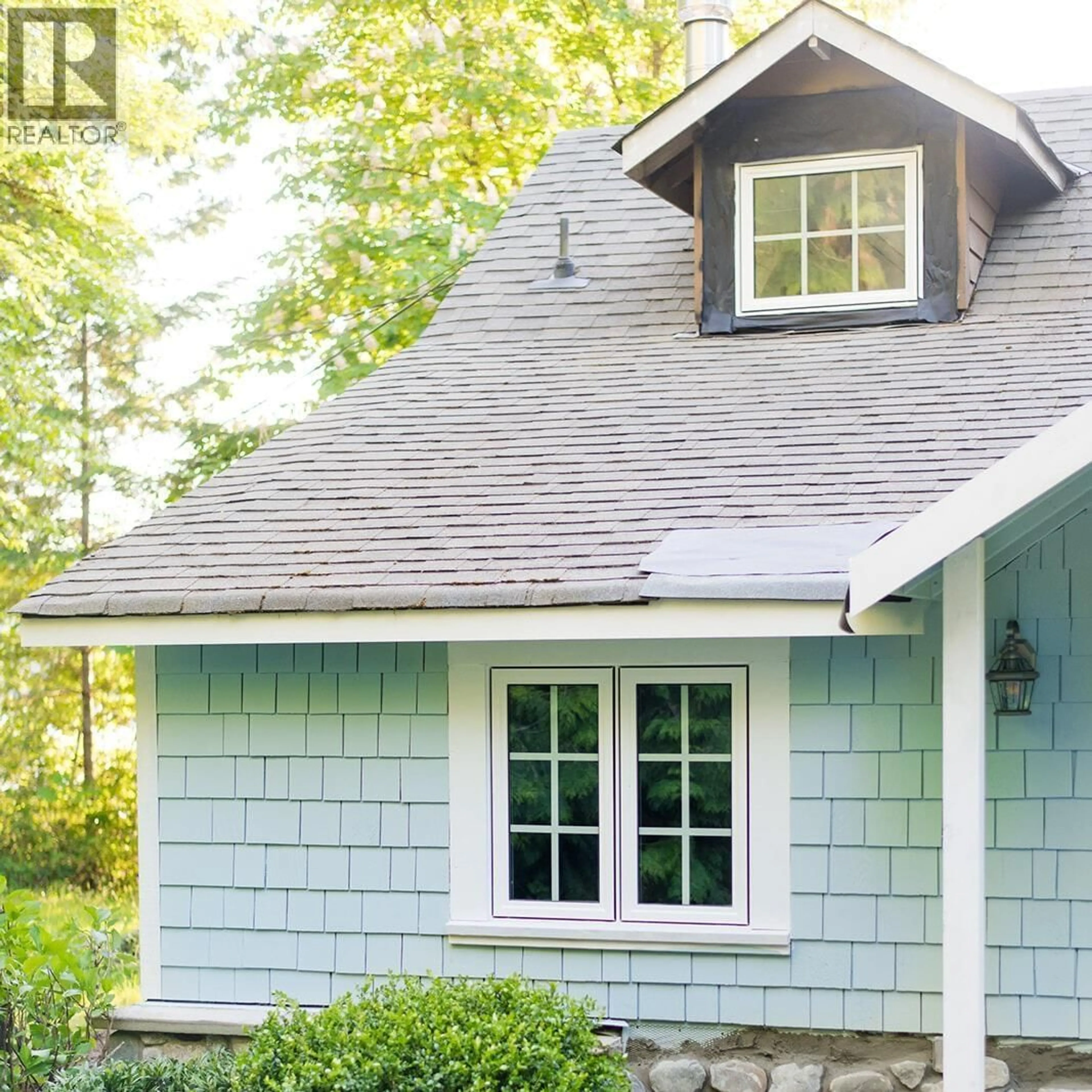 Home with vinyl exterior material, street for 6129 SECHELT INLET ROAD, Sechelt British Columbia V7Z0L3