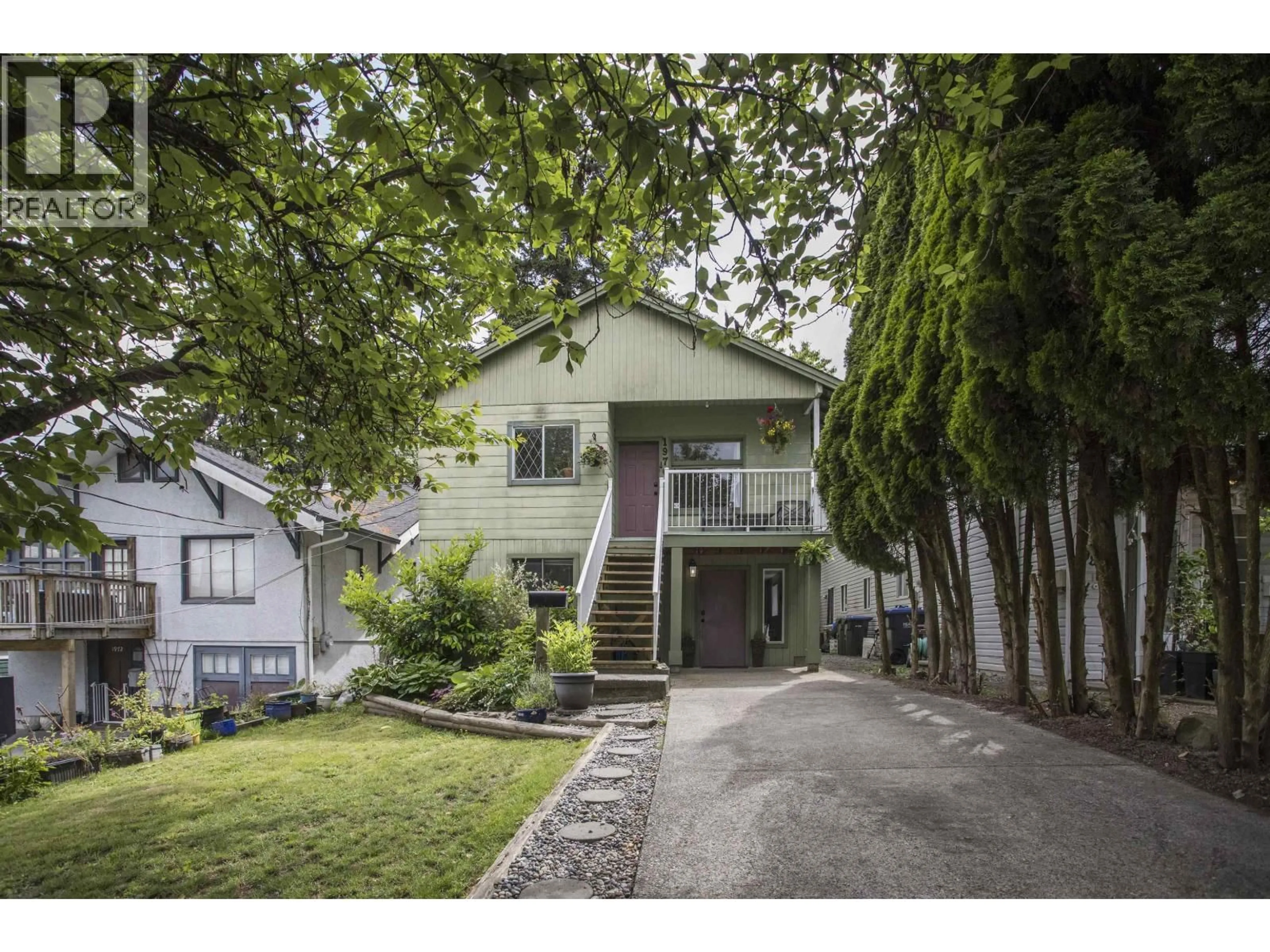 Unknown for 1976 WARWICK AVENUE, Port Coquitlam British Columbia V3C1L6